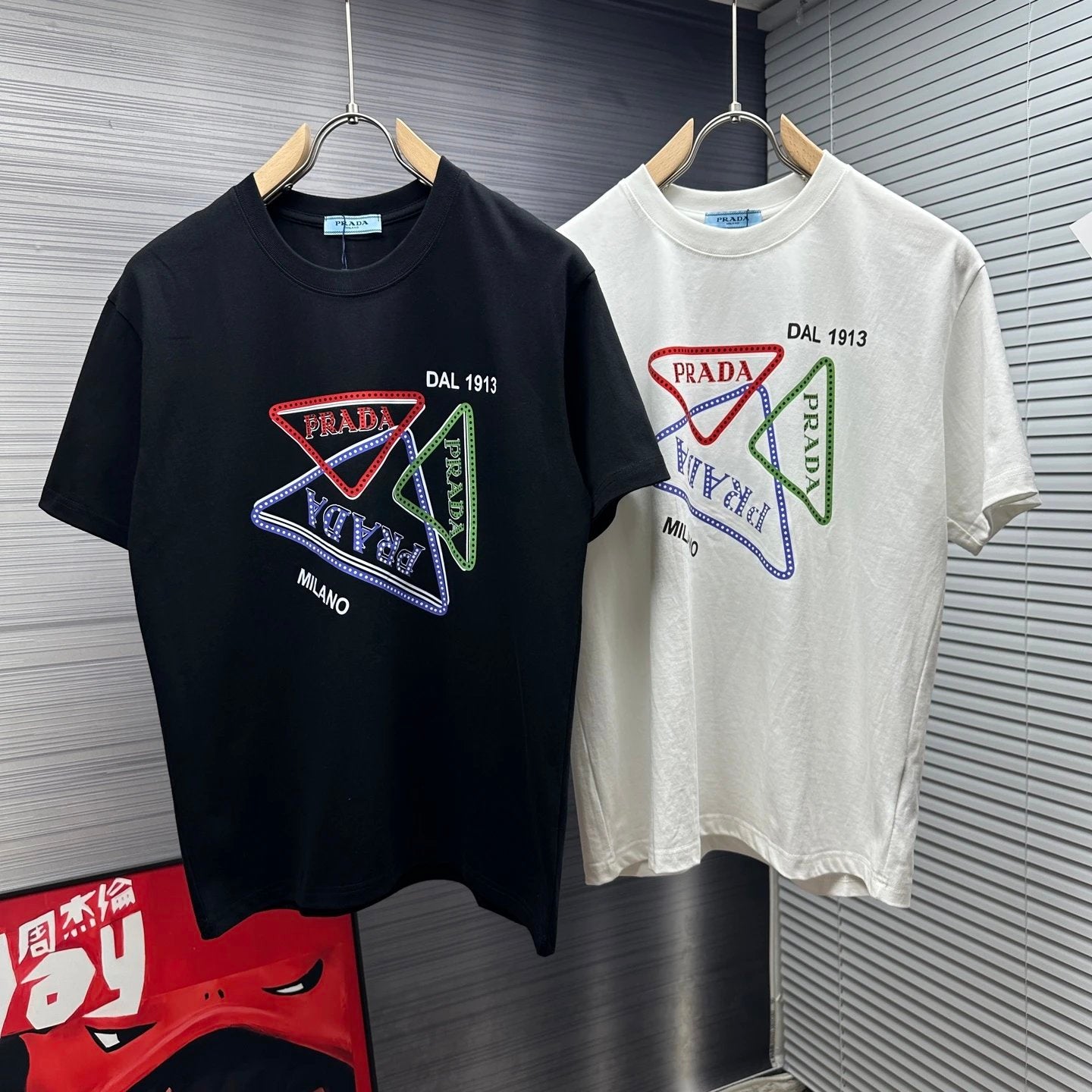 PRADA T-shirt Front Triangle Print logo round Neck Short Sleeve25ss New pure cotton T Unisex T-Shirt OS Loose Fit Base Shirt Top Half Sleeve T-Shirt