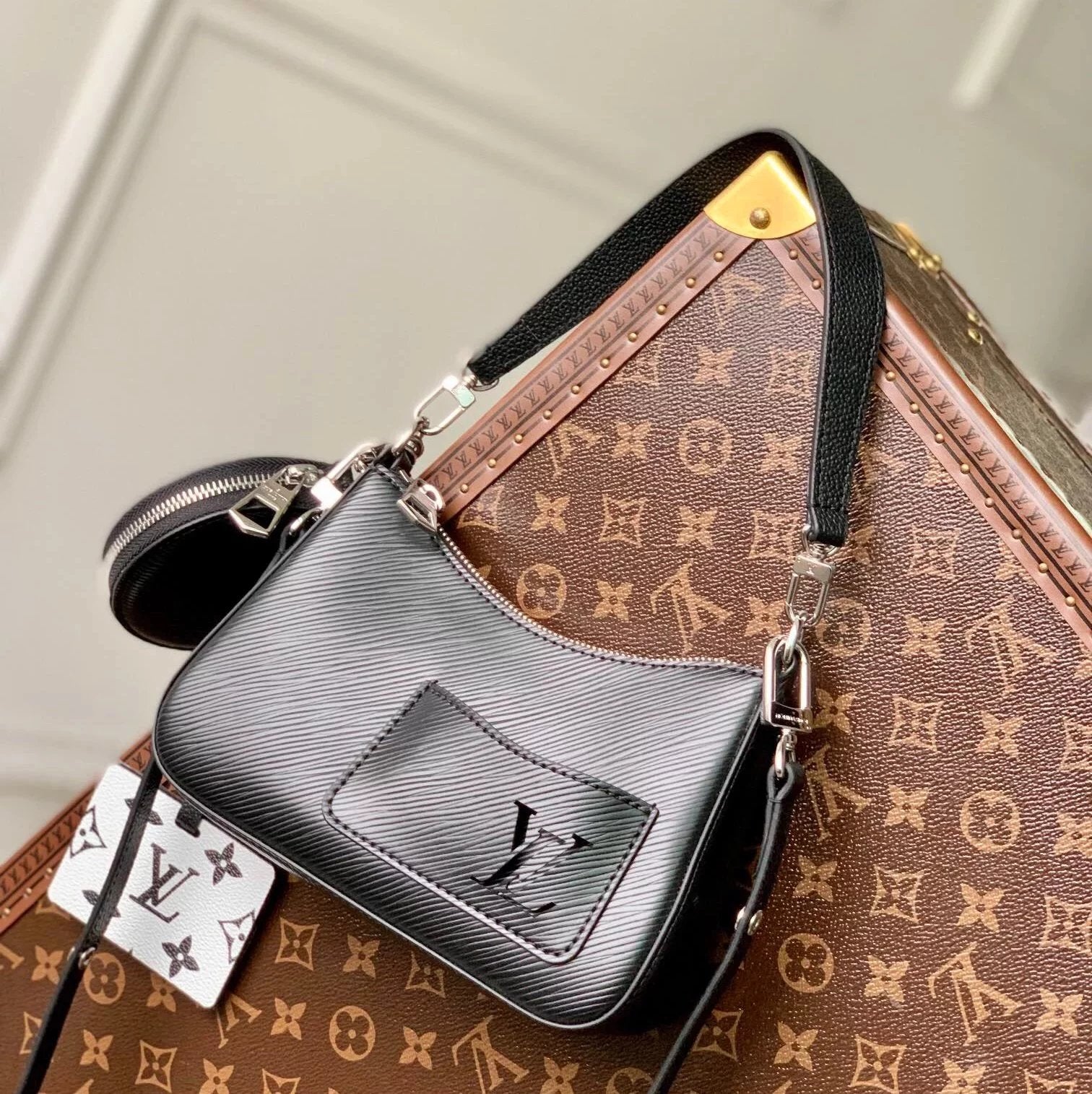 Louis Vuitton LV Women's Bag Top version 【Overseas Inspection-Free Edition】M21091M20999M20998Water Ripple Series MARELLINI Handbag Messenger Women's Bag Three-in-One Croissant Moon Bag Mahjong Bag Shoulder Bag Messenger Bag Handbag Hand Bag