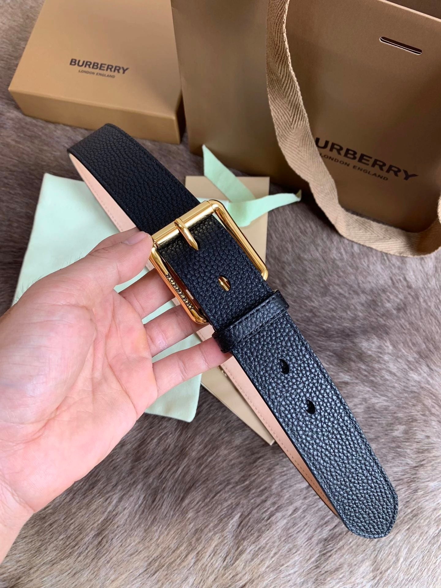 Burberry Belt Top version 【Full Package】New Men's Leather Belt Width3.5cm Double-Sided Imported First Layer Calfskin Full Grain Leather Genuine Goods Quality Original Factory Pin Buckle Letters Rotating Buckle Counter Full Set Gift Box Packaging B Home Be
