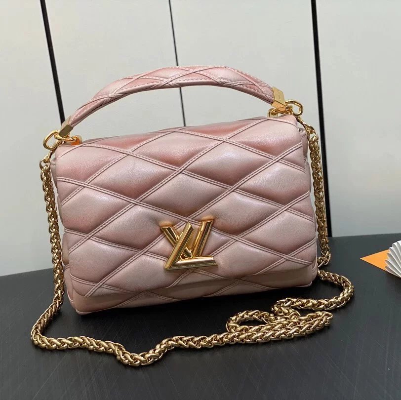 Louis Vuitton LV Women's Bag Top version New Full Leather Diamond Chain Bag Series GO-14Teist Medium Handbag Messenger Bag Shoulder Bag M22891.M22890