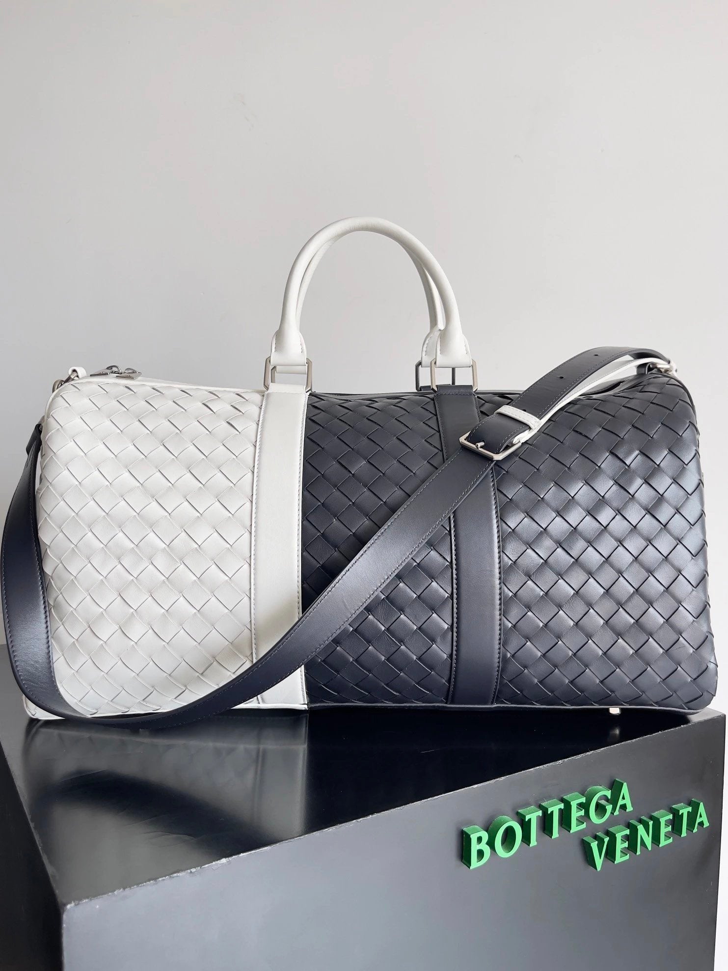 Bottega Veneta Men's Bag Top version 【Super Original Leather Quality】24New Woven Large Travel Bag50cm Large Travel Bag Luggage Bag New50Woven Bag Handbag Woven Bag Men's and Women's Bags