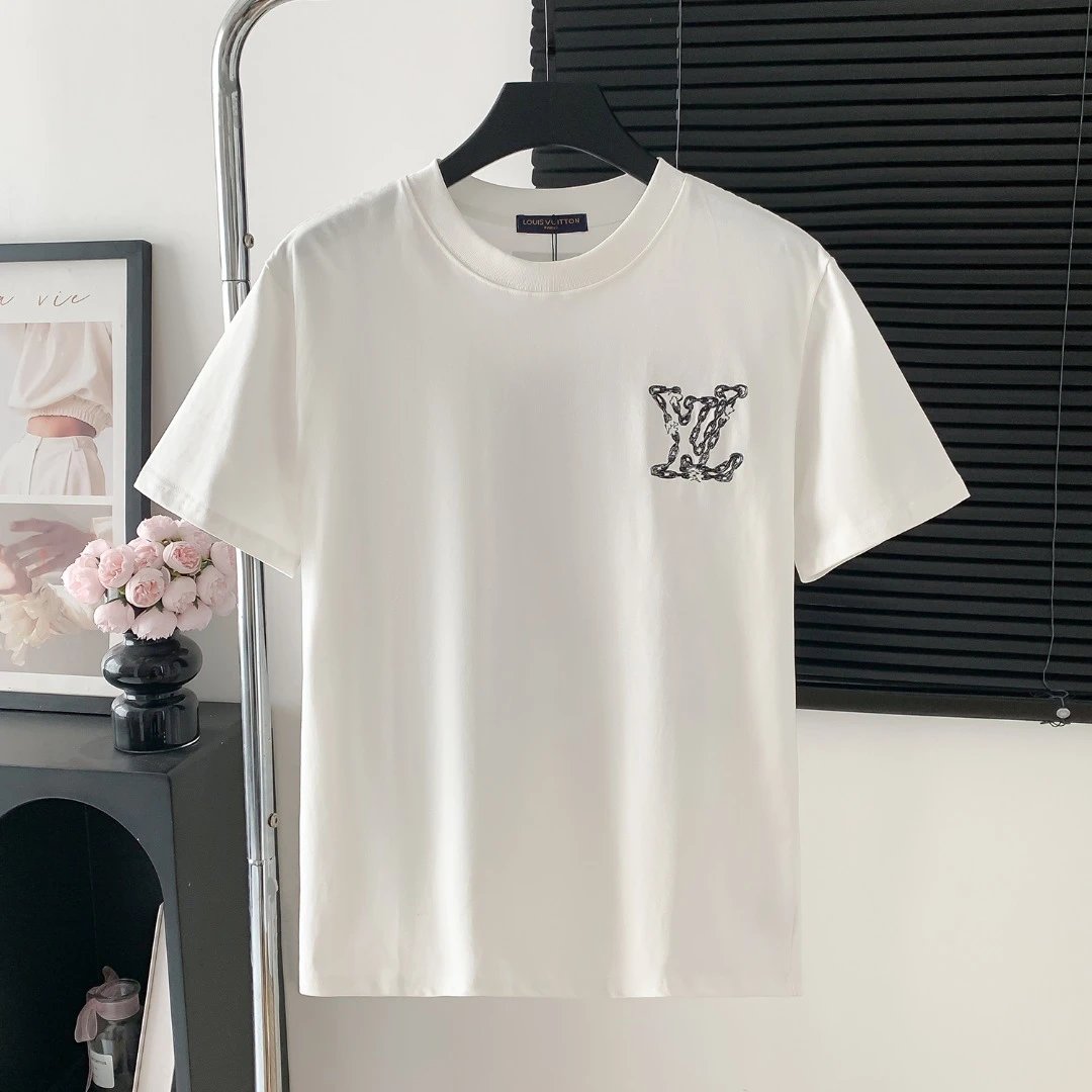 Louis Vuitton LV T-shirt Large back logo Letter Embroidered Crew Neck Short Sleeve25ss New Pure Cotton Unisex Style T T-shirt OS Loose Fit Base Shirt Top Half Sleeve T-Shirt
