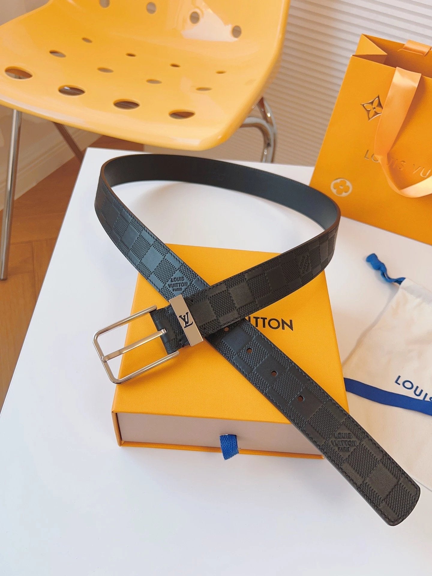 Louis Vuitton LV Belt Top version 【Counter Quality】The Most New Belt3.5cm Men's Belt Pin Buckle Men's Leather Belt with Classic Presbyopic Checkerboard Plaid Belt with Genuine Goods Packaging in and out of the Counter No Problem Versatile Casual Fashion F