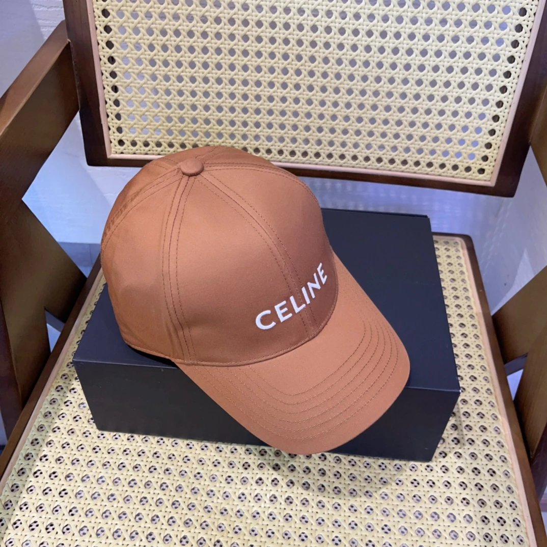 Celine Hat Classic Letters logo Baseball Cap Sunshade Sun Protection Duckbill Cap Large Head Circumference Slimming Face Curved Brim Versatile Sports Hat for Men and Women Couples Same Style