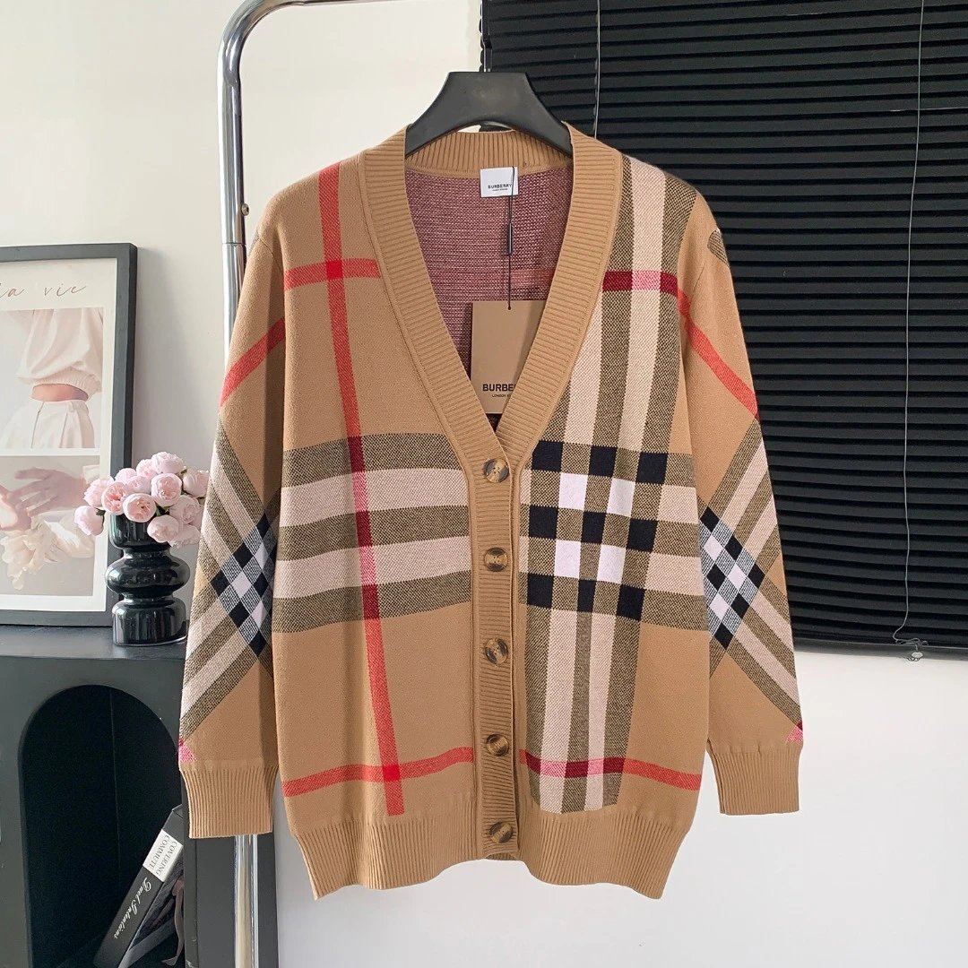 Burberry Sweater Plaid Color Block V Cardigan Sweater for Men and Women, Long Sleeve Pullover, Unisex, Thickened OS Loose Fit Top Versatile Casual Jacket Lazy Style