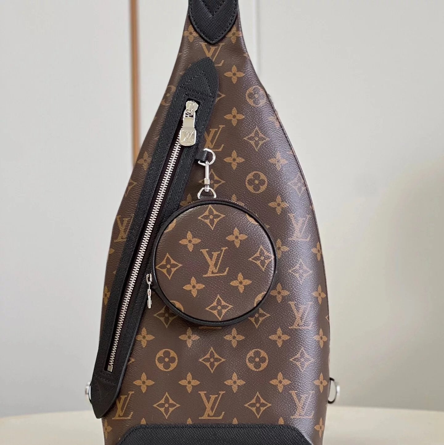 Louis Vuitton LV Backpack Top version M309362023New Men's Bags Two-in-One Black Flower DUO Shoulder Messenger Bag Chest Bag Waist Bag Men's Fashion Bags