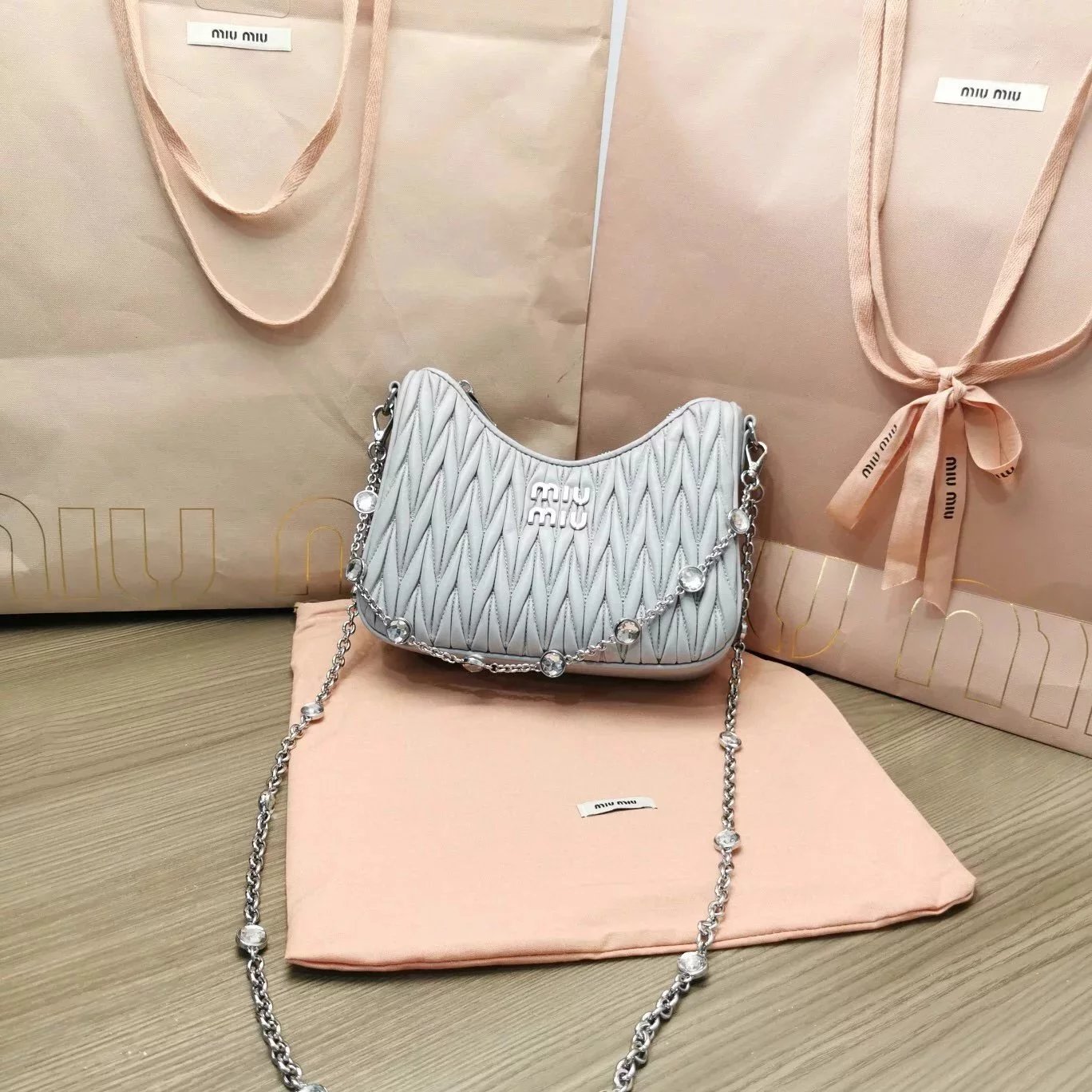 Miu Miu Bag Top version 【M Home】New Season Women's Bag Crystal Chain Accessories Series Handbag Pleated Lambskin hobo Bag Shoulder Crossbody Handbag Underarm Bag5BH211New Version Genuine Leather Shoulder Strap Shoulder Bag Chain Bag Underarm Bag