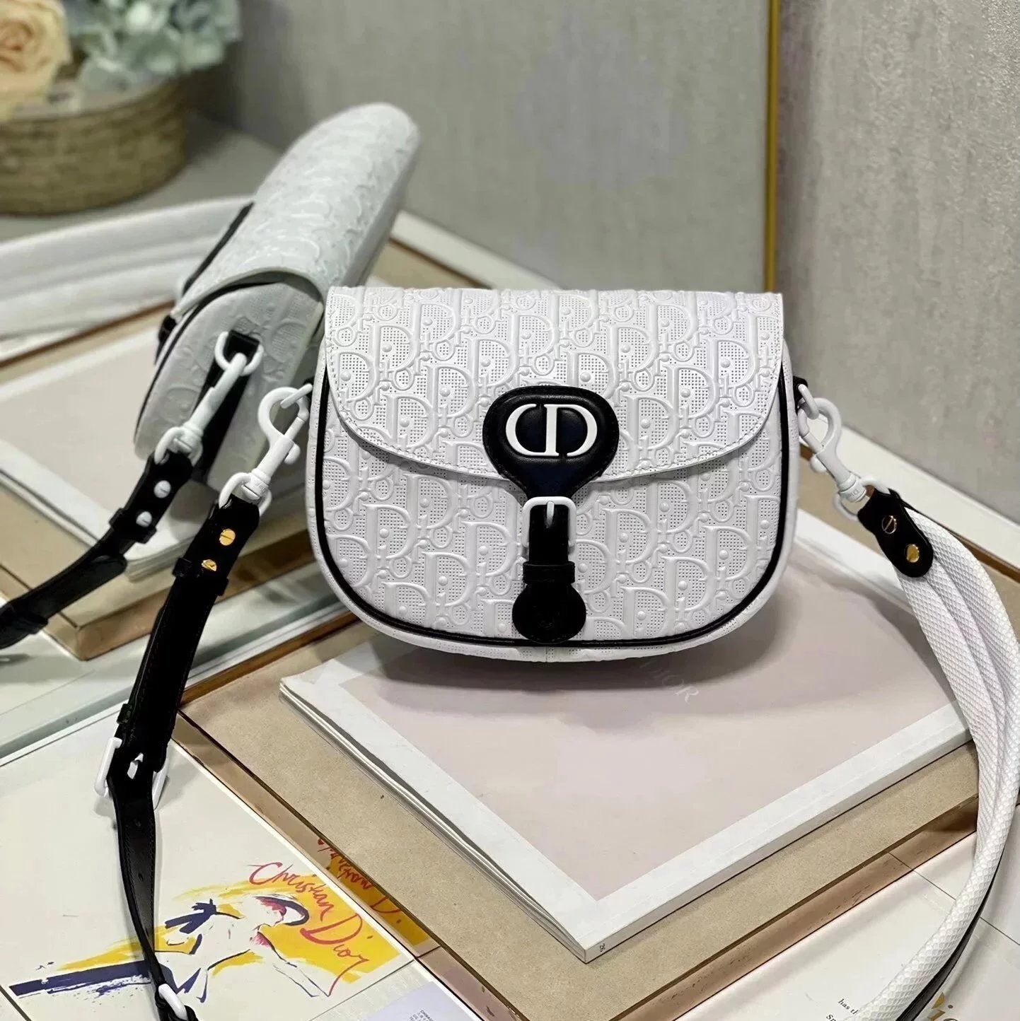 Dior Women's Bag Top version 【Original Leather】2022New Bobby Handbag Hollow Bobbi Bag Black and White Panda Color Matching Shoulder Messenger Bag Made of Hollow Cow Leather Oblique Printing Effect New Women's Bag Selenodont Bag Crossbody Bag Saddle Bag