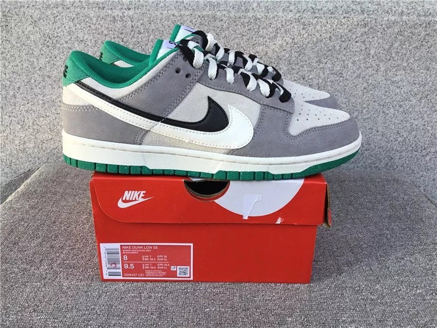 Nike Dunk Low shoes