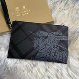 Burberry Men's Bag Top version 【Original Order】New Embossed Plaid Leather Zipper Buggy Bag Men's Clutch Clutch Bag Mobile Phone Bag Men's Bag Genuine Leather Business Clutch