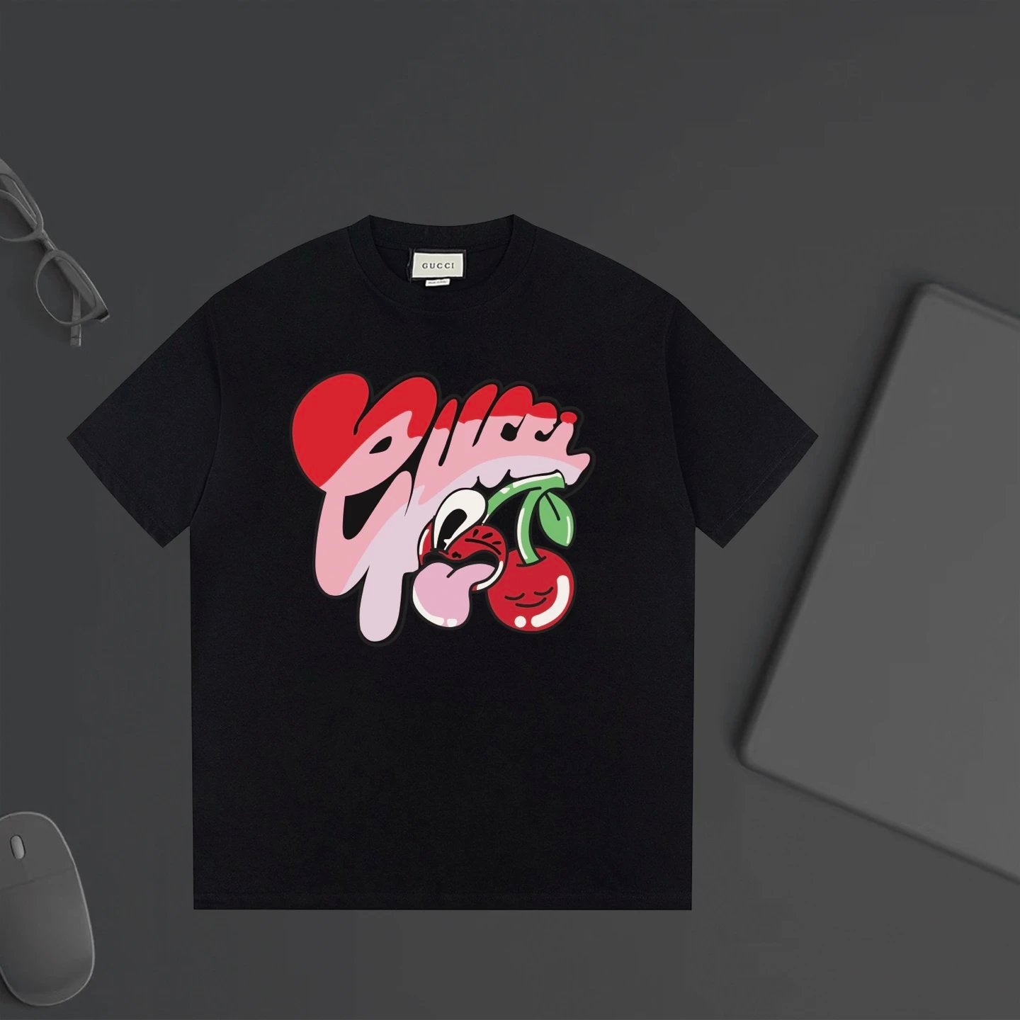 Gucci T-shirt Chest Cherry Letter Print logo round Neck Short Sleeve25ss New Pure Cotton Unisex Style T Casual T-Shirt Base Layer Shirt OS Loose Fit Half Sleeve Top Plus Size