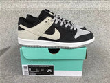 Nike Dunk Low shoes