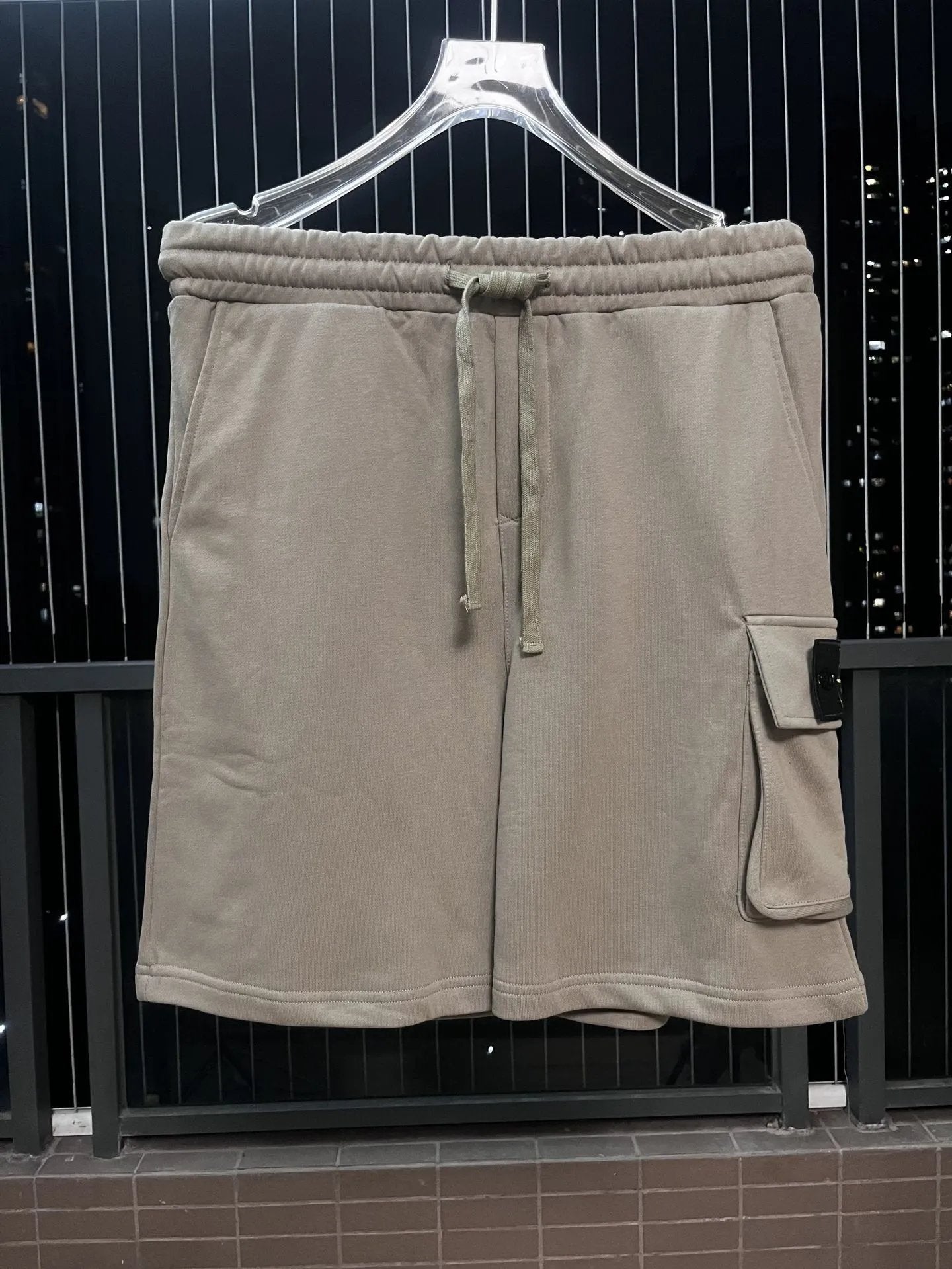 Stone Island Sweatpants Summer New Pocket Armband Basic Casual Look at Men's and Women's Five-Point Shorts Fashion Generation Hair