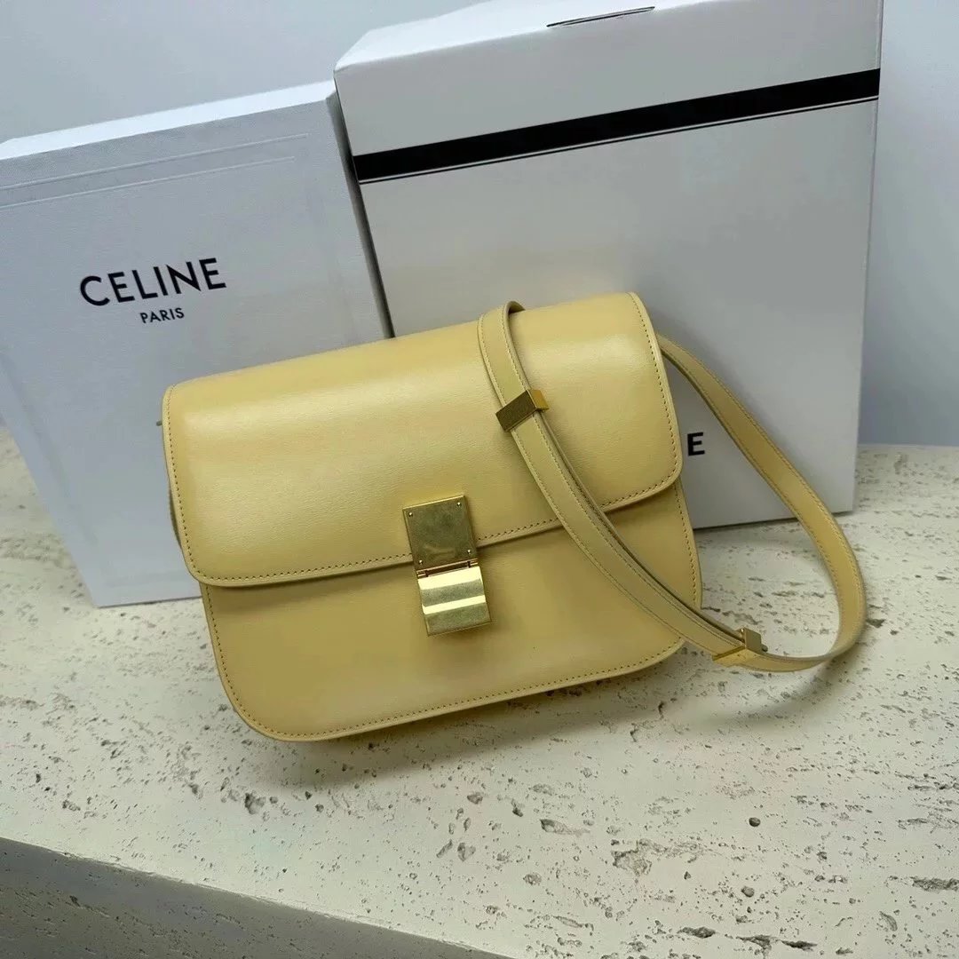 Celine women's bag Top version 【Original Surrogate Shopping Grade】Classic ClassicBox Package Square Bag Stewardess Bag TRIOMPHE Arc De Triomphe box Bag Flap Bag Shoulder Bag Messenger Bag New Women's Bag Teen18.5cm Small Size192532Medium24cm88007