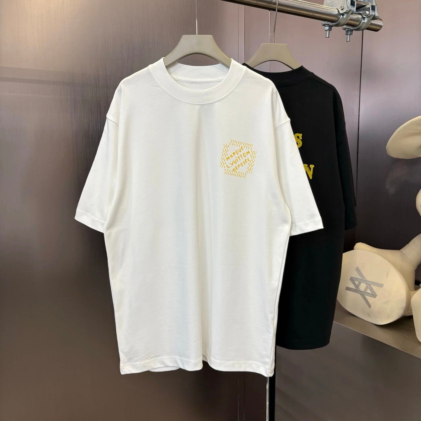 Louis Vuitton LV T-shirt Front and Rear Letter Printing logo round Neck Short Sleeve25ss New Pure Cotton Unisex Style T T-shirt OS Loose Fit Base Shirt Half Sleeve T-Shirt Top Half Sleeve