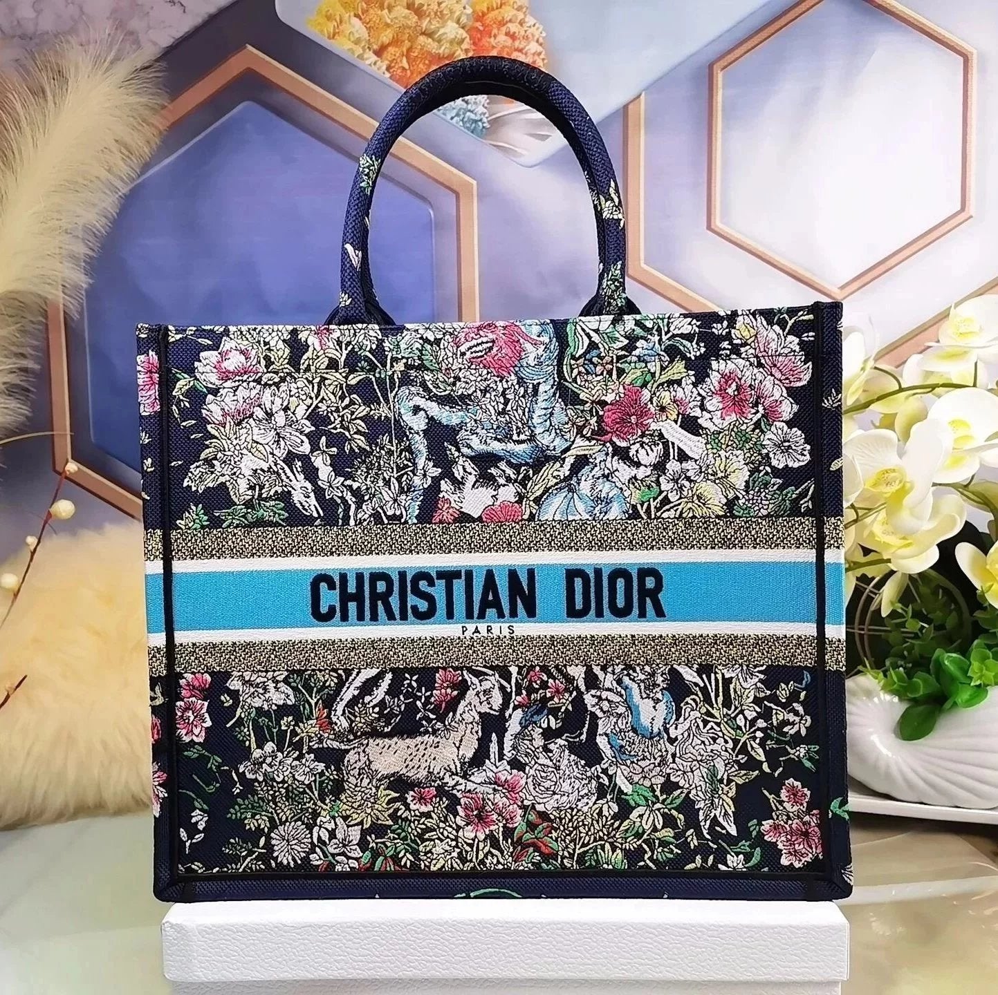 Dior Women's Bag Top version 【Original Leather】2022Spring and Summer Brand New booktote Bag Twelve Constellation North Star Shopping Bag New Tote Bag Mummy Bag Beach Bag Vegetable Basket Shopping Bag Large Capacity Bag Large Medium Size Small Size