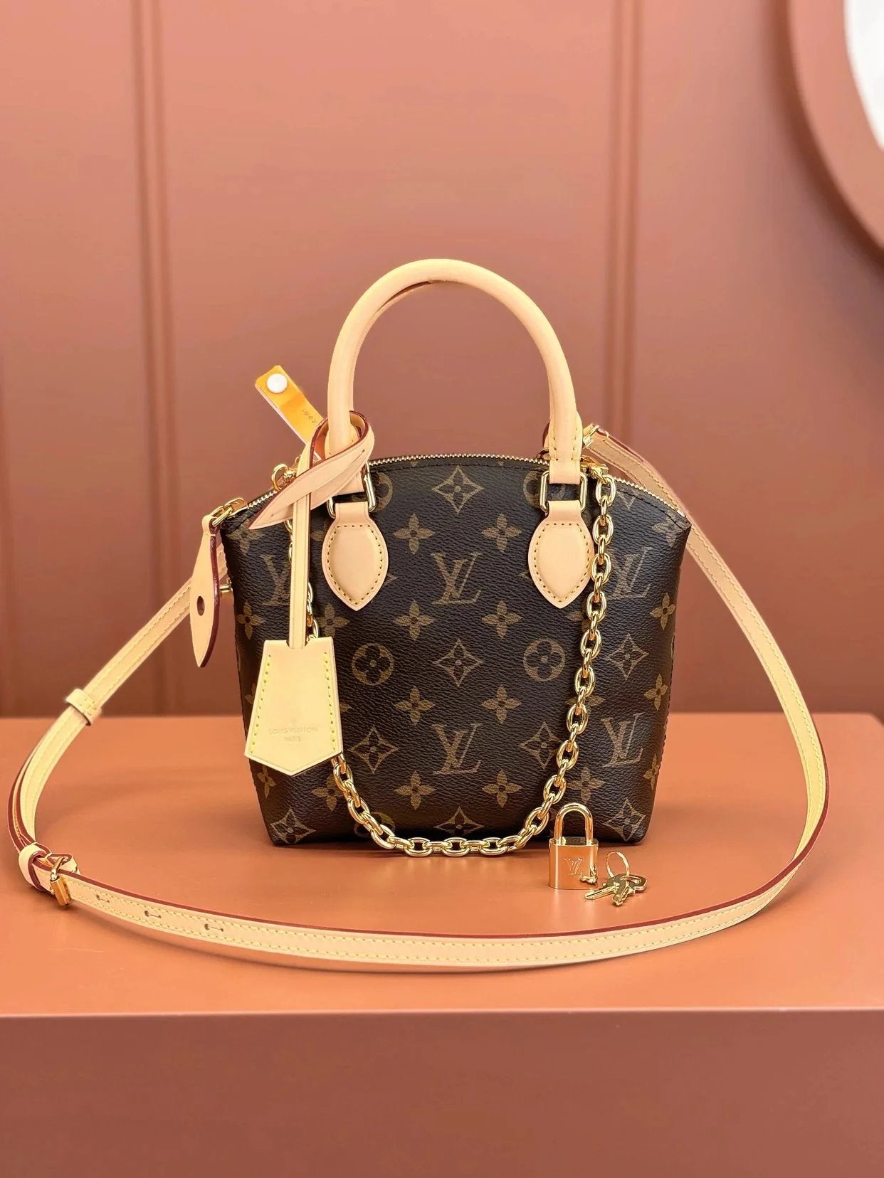 Louis Vuitton LV Women's Bag Top version 【Original Factory】MB Tax-Free Chip All-Steel Hardware2024New LOCKITBB Handbag M12019Classic Presbyopic Handbag Color Changing Cowhide Leather Single-Shoulder Bag Crossbody Bag Chain Bag Daily Commuter Women's Bag W