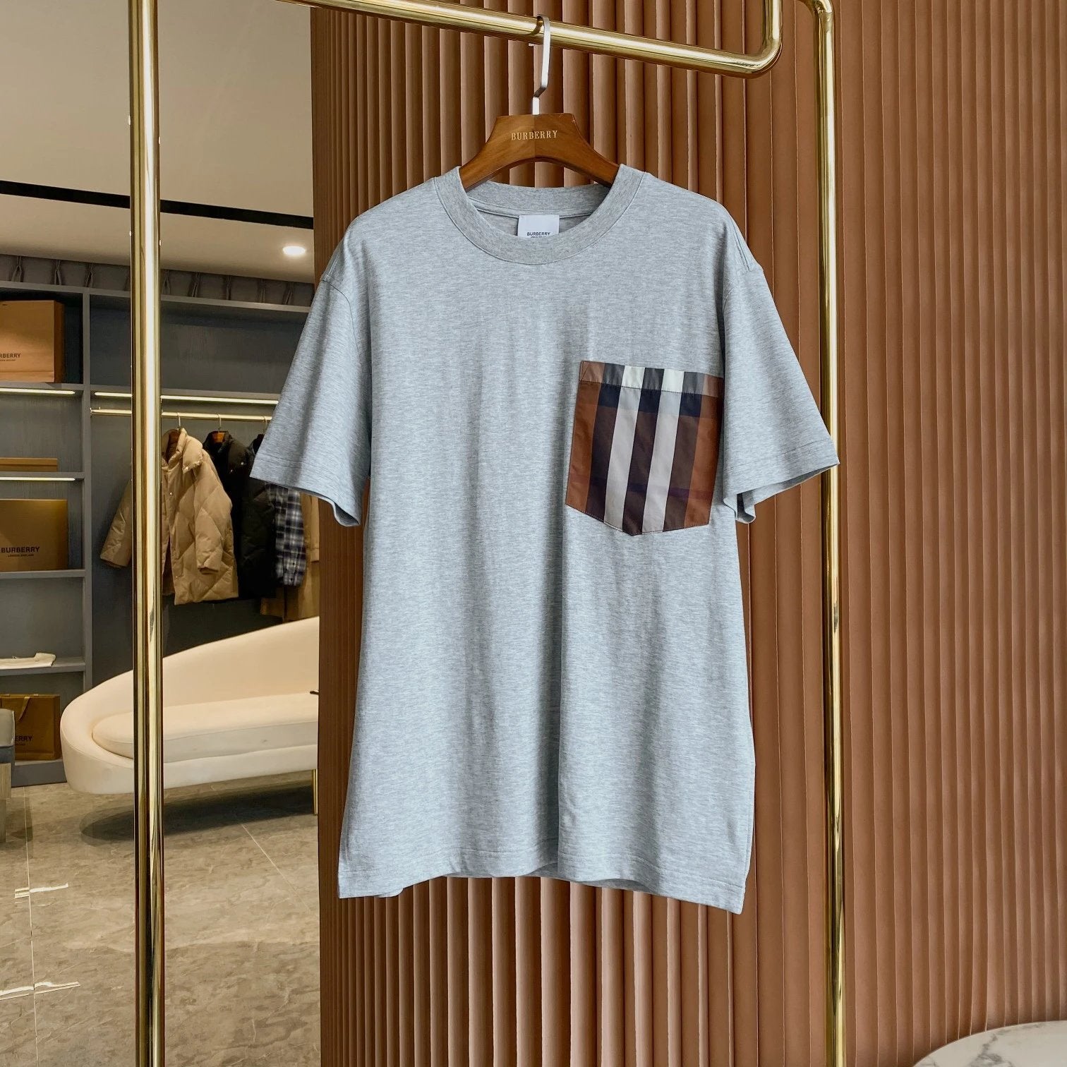 Burberry T-shirt Chest Pocket Design with Plaid Pattern logo round Neck Short Sleeve25ss New Pure Cotton Unisex Style T Casual T-Shirt Base Layer Shirt OS Loose Fit Half Sleeve Top Plus Size