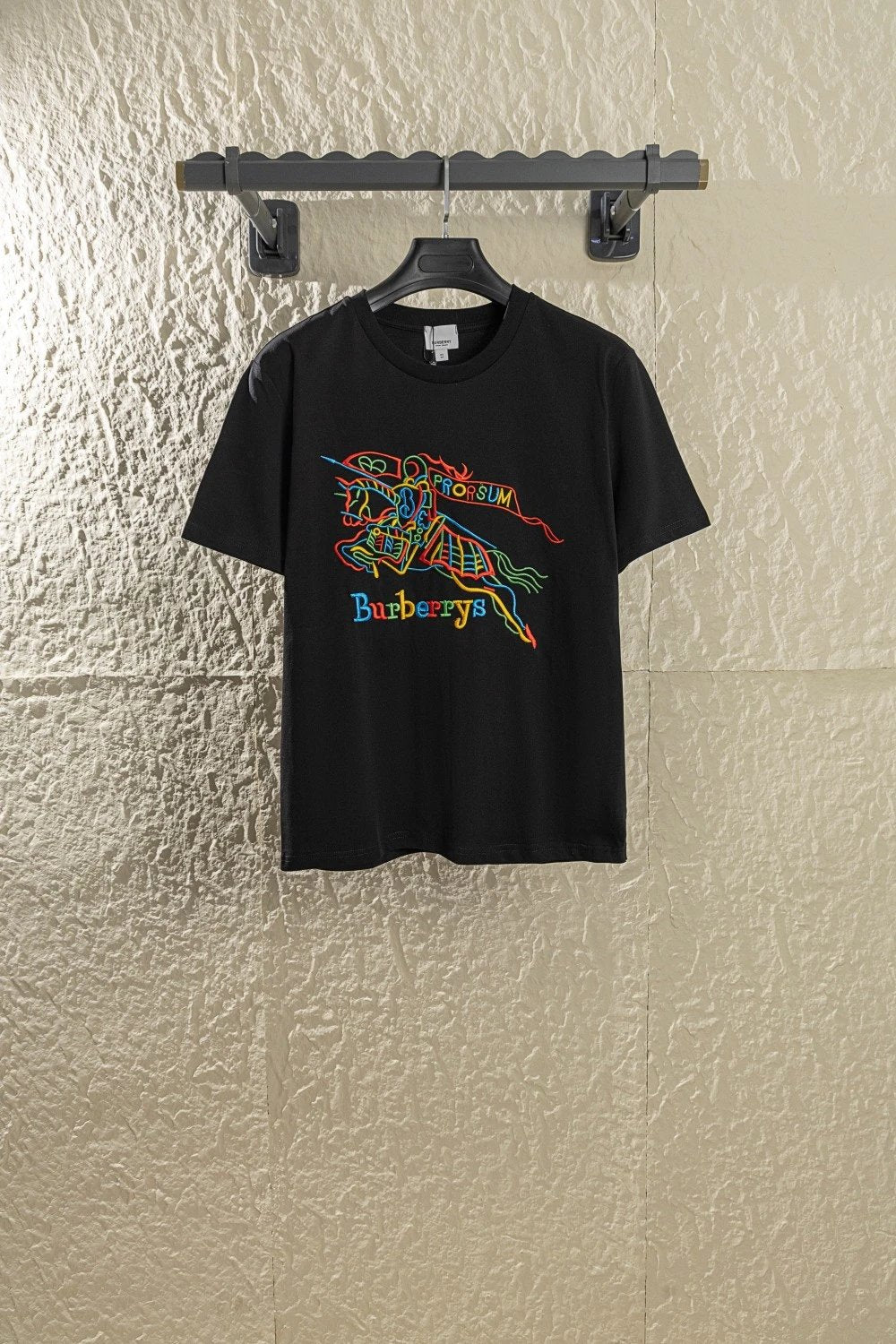 Burberry T-shirt Embroidery on the chest logo round Neck Short Sleeve25ss New Pure Cotton Unisex Style T Casual T-Shirt Base Layer Shirt OS Loose Fit Half Sleeve Top Plus Size