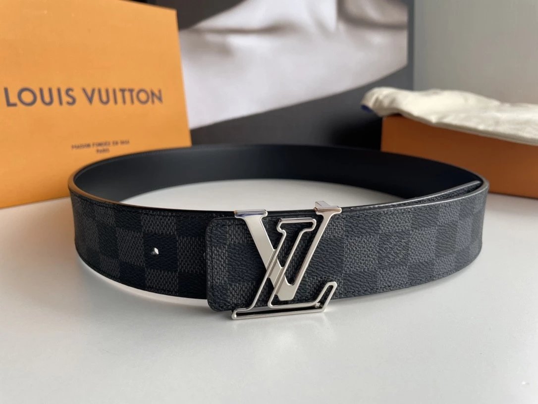 Louis Vuitton LV Belt Top version 【Counter Quality】The Most New Belt4.0cm Men's Belt Metal Buckle Men's Leather Belt with Classic Presbyopic Checkered Belt with Genuine Goods Packaging No Problem in and out of the Counter Versatile Casual Fashion Formal W