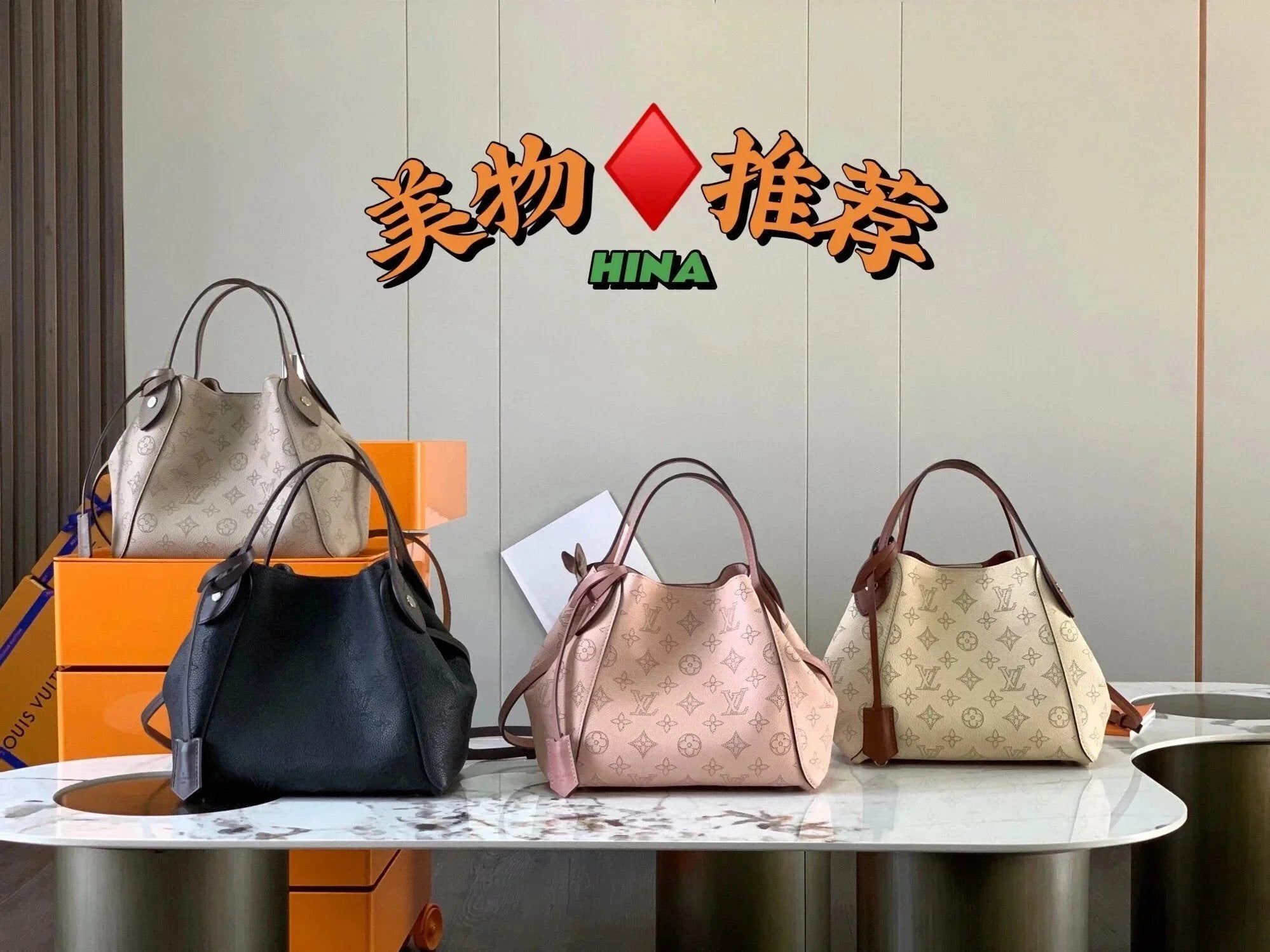 Louis Vuitton LV Women's Bag Top version New Hollow Perforated Women's Bag Fashion Leather Shopping Bag HINA Small Size Handbag Portable Shoulder Bag First Layer Cowhide Messenger Bag Two Back Bucket Bag M54353/M54351