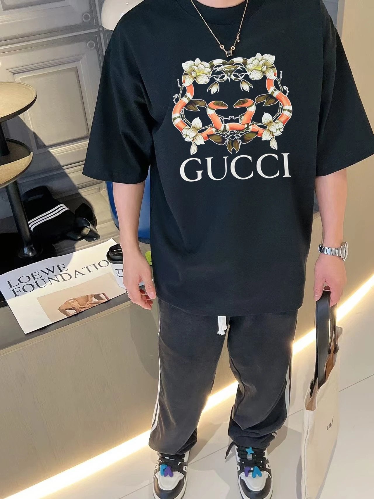 Gucci T-shirt Year of the Snake Limited Edition Classic Coiled Snake Pattern Print logo round Neck Short Sleeve25ss New Pure Cotton Unisex Style T T-shirt OS Loose Fit Base Shirt Half Sleeve T-Shirt Top