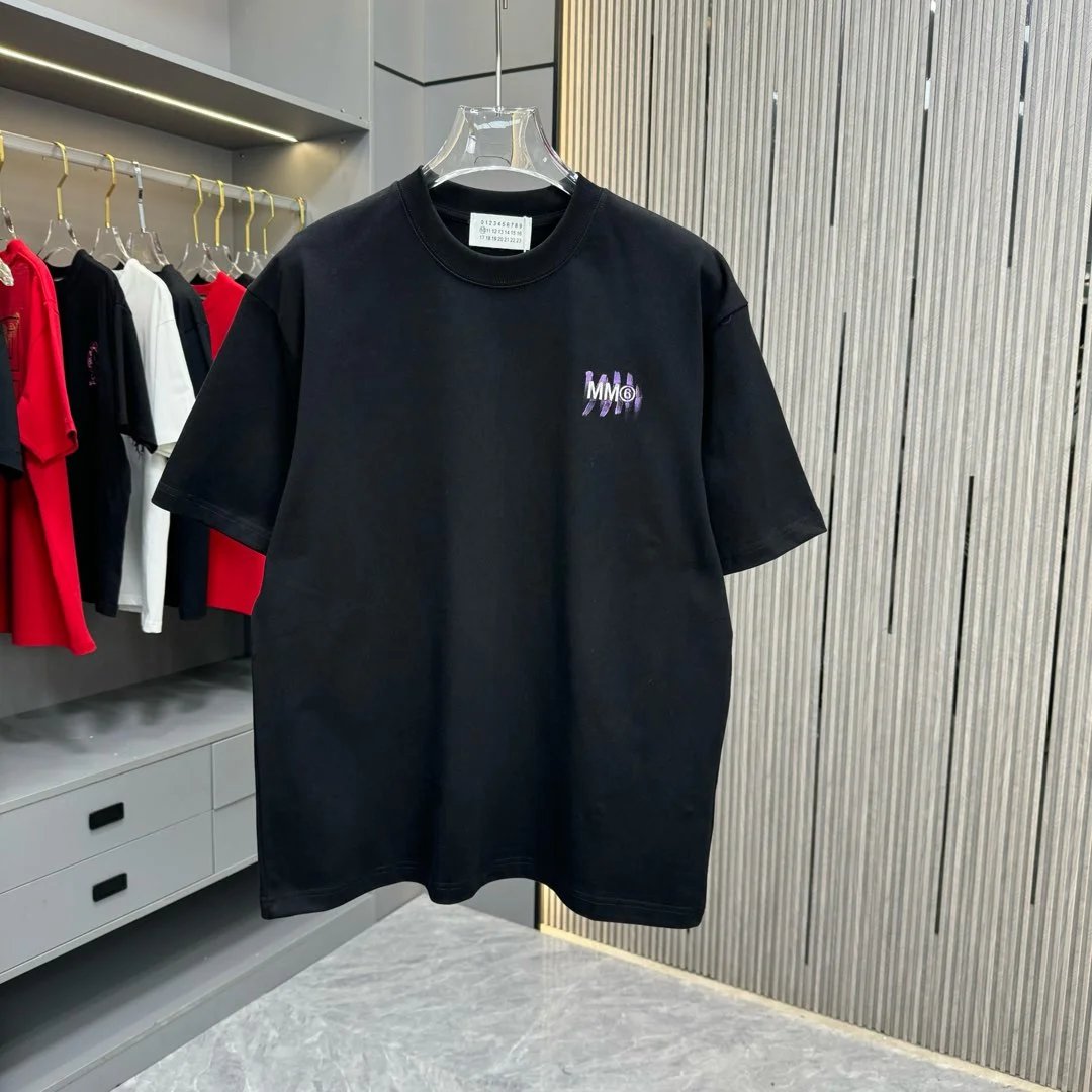 Maison Margiela T-shirt Chest Embroidered Small Badge logo round Neck Short Sleeve25ss New pure cotton T Unisex T-Shirt OS Loose Fit Base Shirt Top Half Sleeve T-Shirt