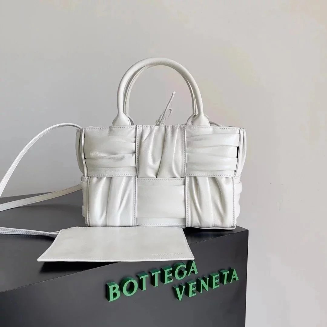 Bottega Veneta Women's Bag Top version 【Super High Version Original Factory】2023Early Spring New Home Arco Pleated Tote Bag Tote Bag New Arco Tote Bag Shopping Bag Mummy Bag Large Handbag Mini Tote Vegetable Basket Bag Woven Bag Woven Tote Bag Women's Bag