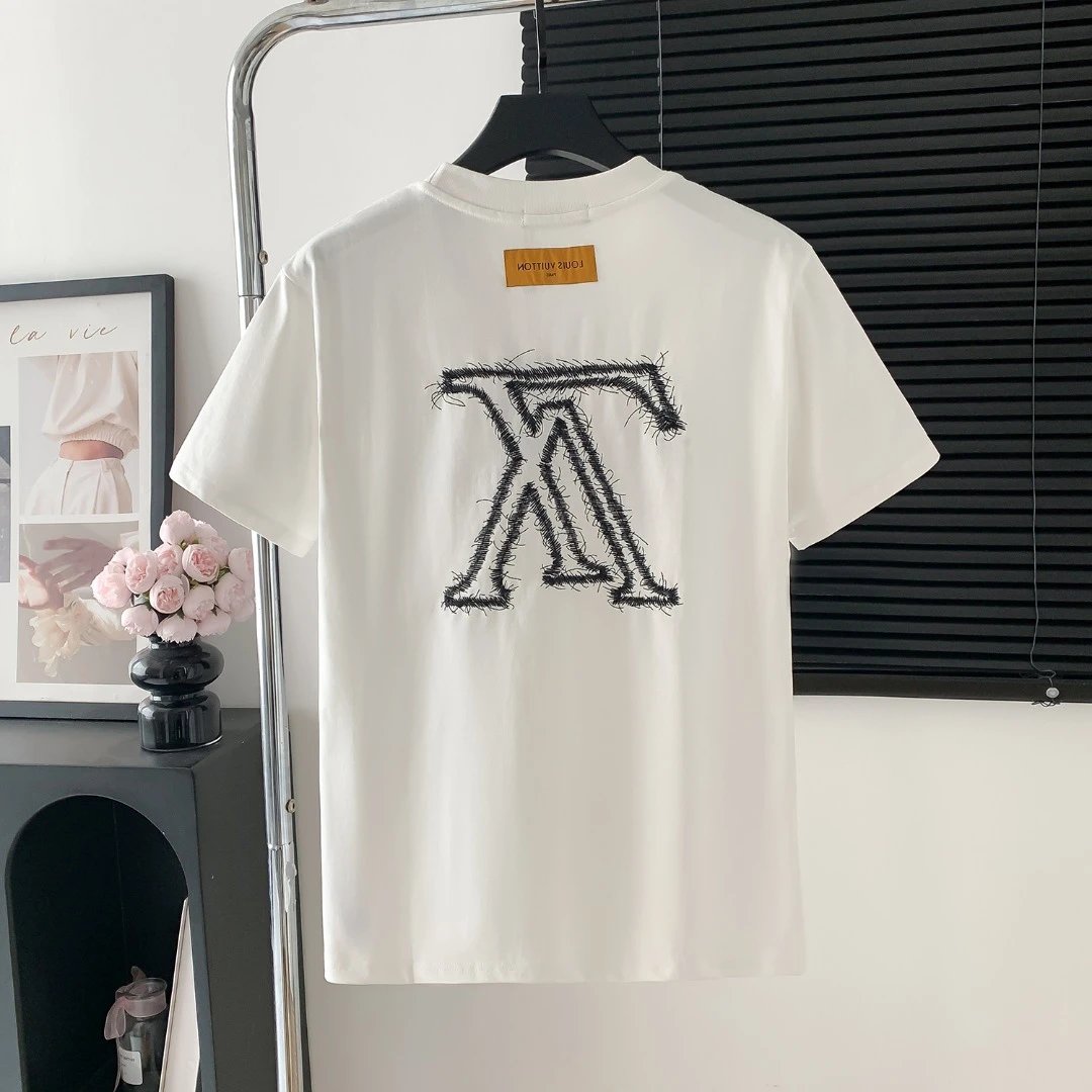 Louis Vuitton LV T-shirt Back Embroidery Large logo round Neck Short Sleeve25ss New Pure Cotton Unisex Style T T-shirt OS Loose Fit Base Shirt Top Half Sleeve T-Shirt