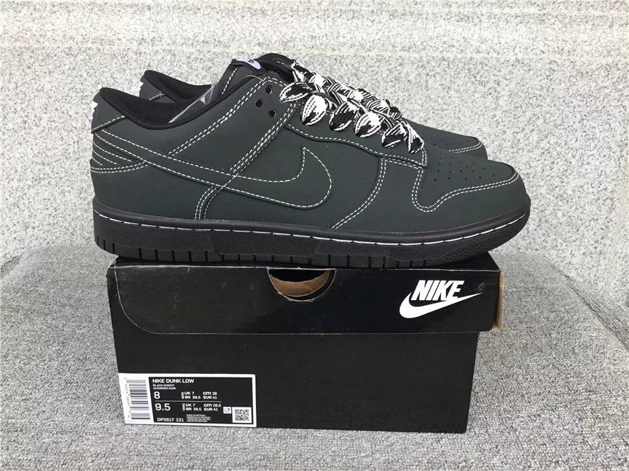 Nike Dunk Low shoes