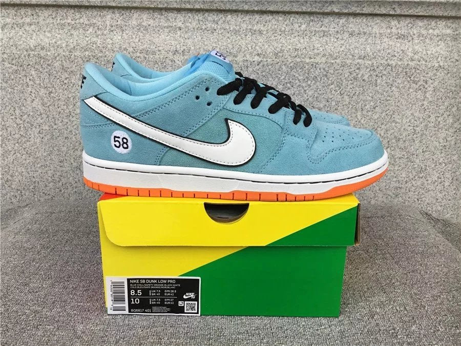 Nike Dunk Low shoes