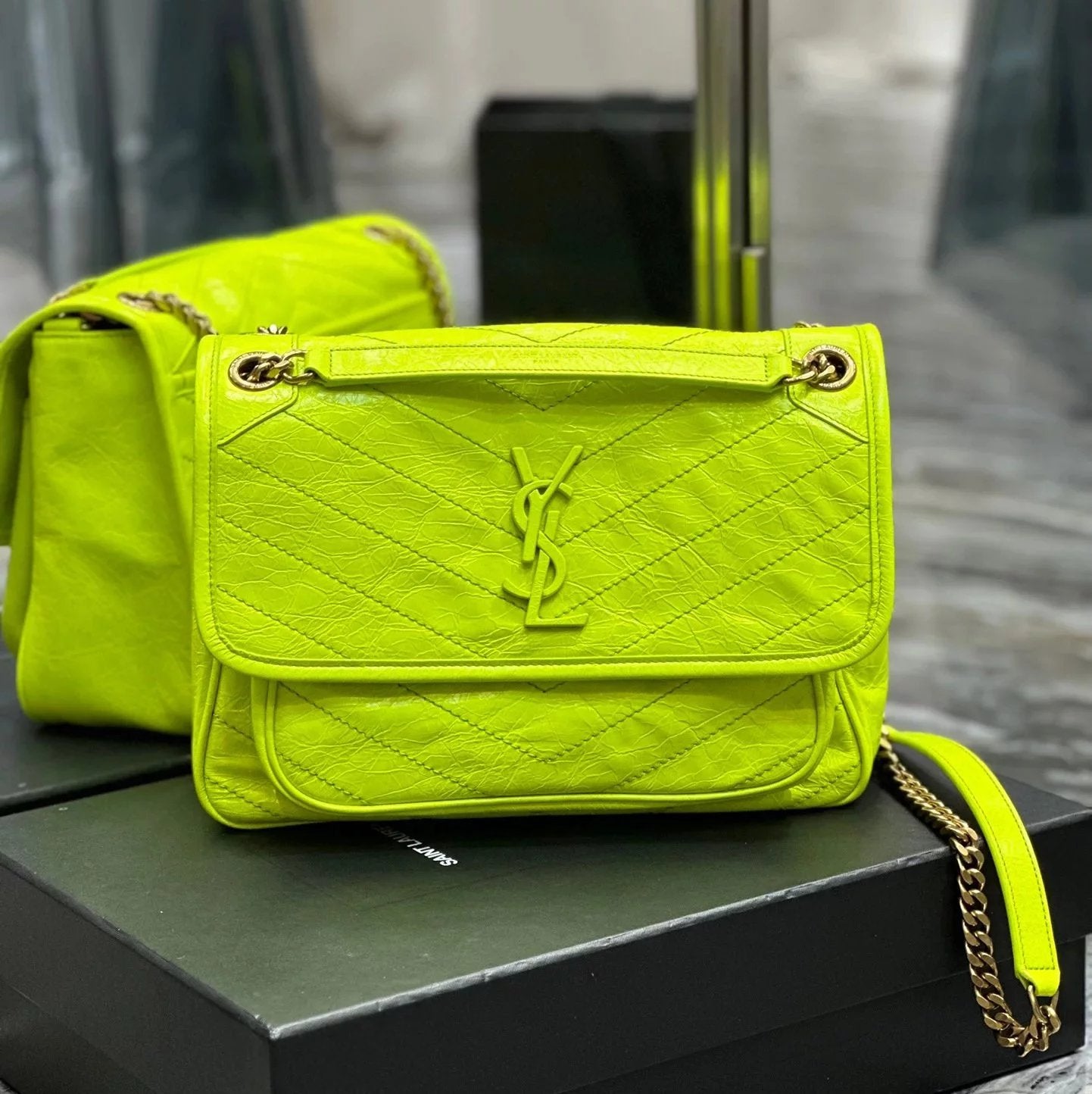 YSL Women's Bag Top version 【Premium Version】Classic hot selling product nikibaby_New Version Latest Color Matching niki Bag Fluorescent Green Barbie Pink Hobo Bag Shoulder Bag Messenger Bag New Niki Women's Bag New Version D Buckle Adjustment niki Medium