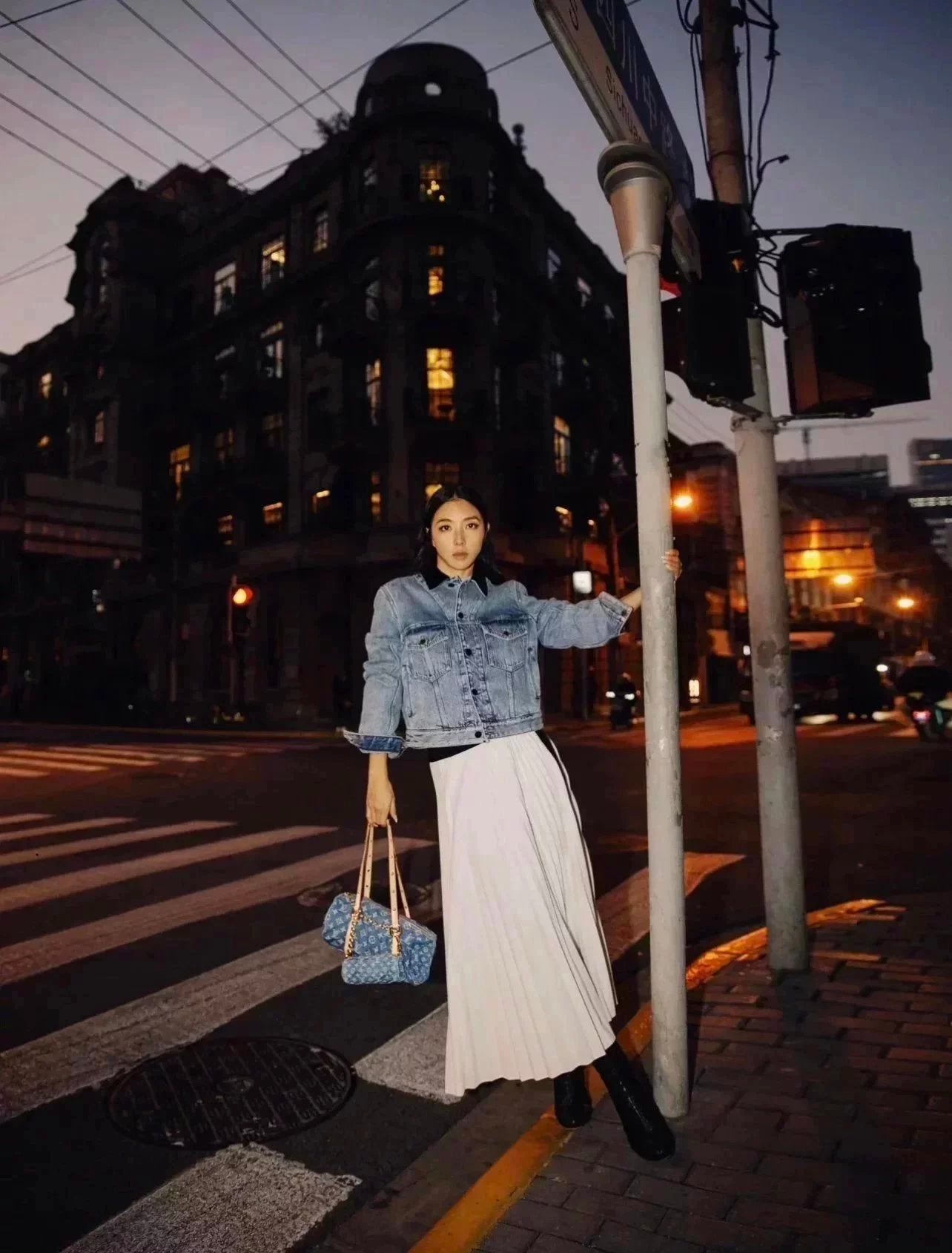 Louis Vuitton LV Women's Bag Top version Strong Regression❗️Original Overseas Version Exclusive Real Shot M46830Denim Denim Papillon round Bag Men's and Women's Bags2024Early Spring New Denim Denim Series Papillon Handbag Handbag Underarm Bag Shoulder Bag