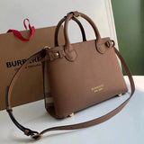 Burberry Women's Bag Top version TheBanner Small Size House Plaid Leather Banner Handbag Banner Women's Bag Cowhide Leather Single-Shoulder Bag Handbag Star Style