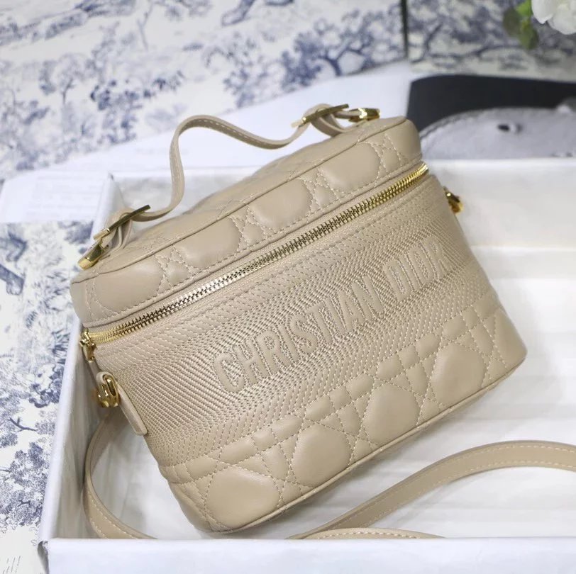 Dior Women's Bag Top version 【Version】Classic Travel Cosmetic bag oblique Letter Canvas Classic Retro Box Cosmetic Bag New Box Bag Travel Bag Classic Presbyopic Canvas Crossbody Handbag Cosmetic Case