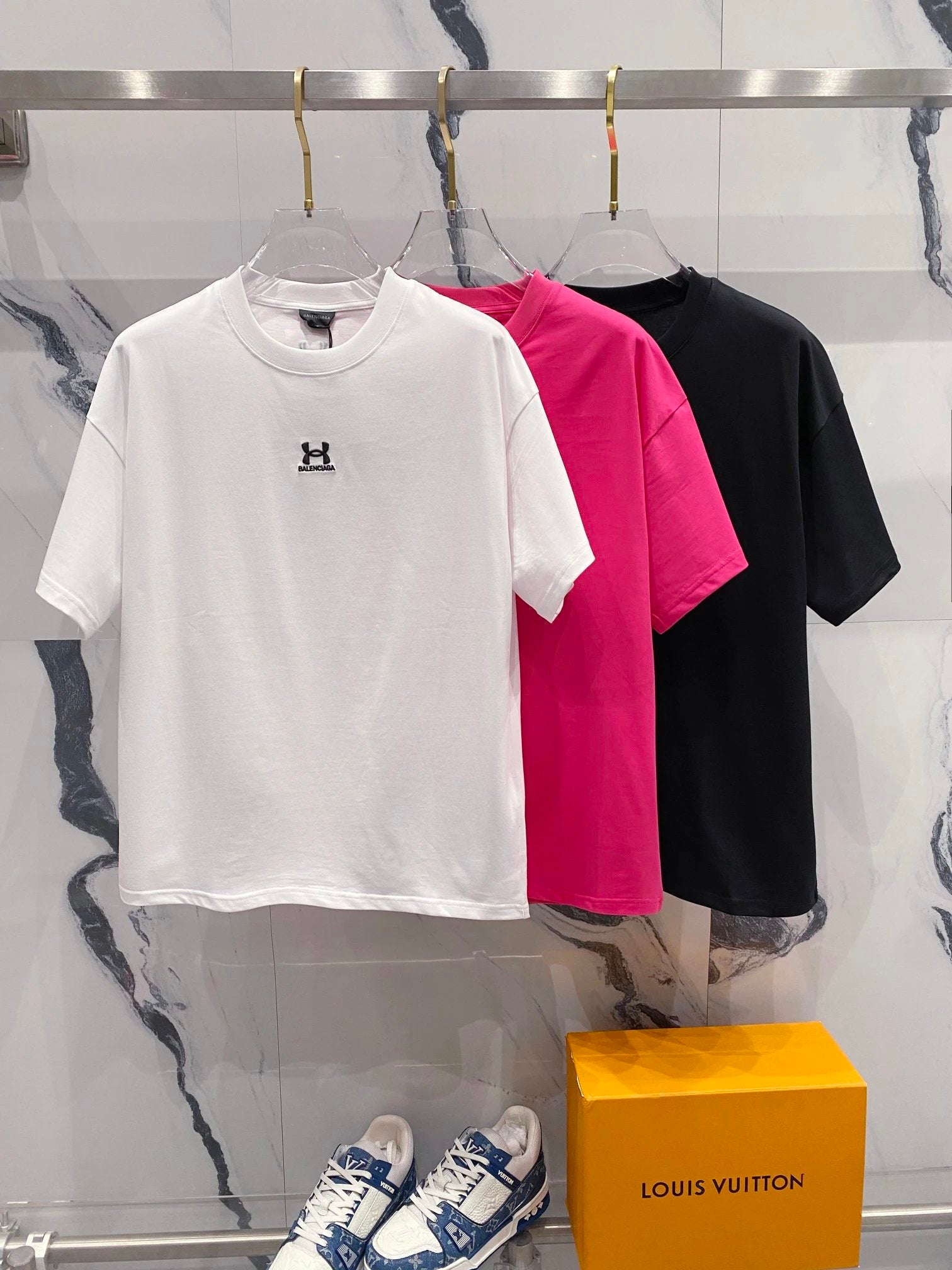 Balenciaga T-shirt Collaboration Brand Small Letters LOGO Embroidered Logo Crew Neck Short Sleeve Pure Cotton Unisex T T-shirt OS Loose Fit T-Shirt Casual Simple Base Shirt