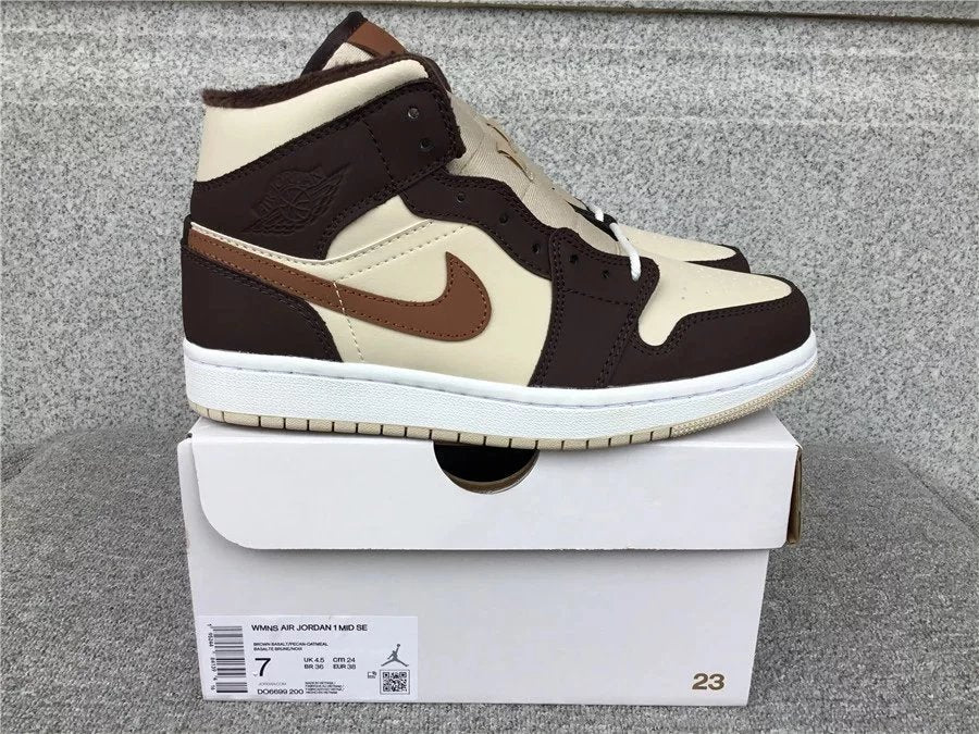 Air Jordan 1 Mid shoes New All-Match Trendy Men's Casual Sports Shoes