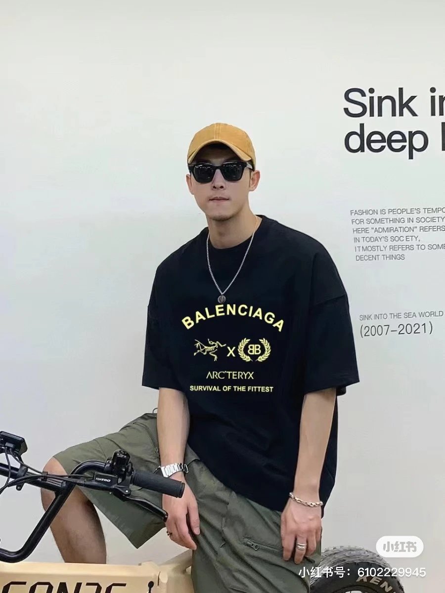 Arc'teryx T-shirt Yellow brand print on the chest logo round Neck Short Sleeve25ss New Pure Cotton Unisex Style T T-shirt OS Loose Fit Base Shirt Top Half Sleeve T-Shirt