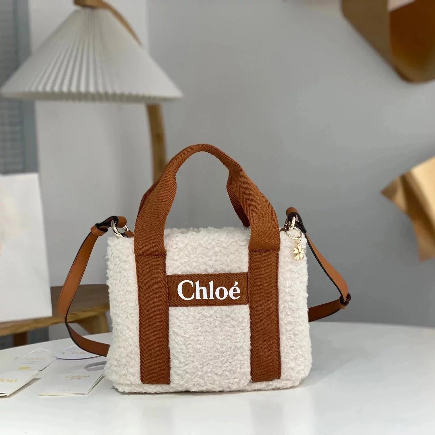 Chloe Bag Top version 【Original Factory】Autumn and Winter New Woody Lamb Fur Tote Bag Autumn and Winter New Handbag Shoulder Bag Messenger Bag New Fur Tote Bag