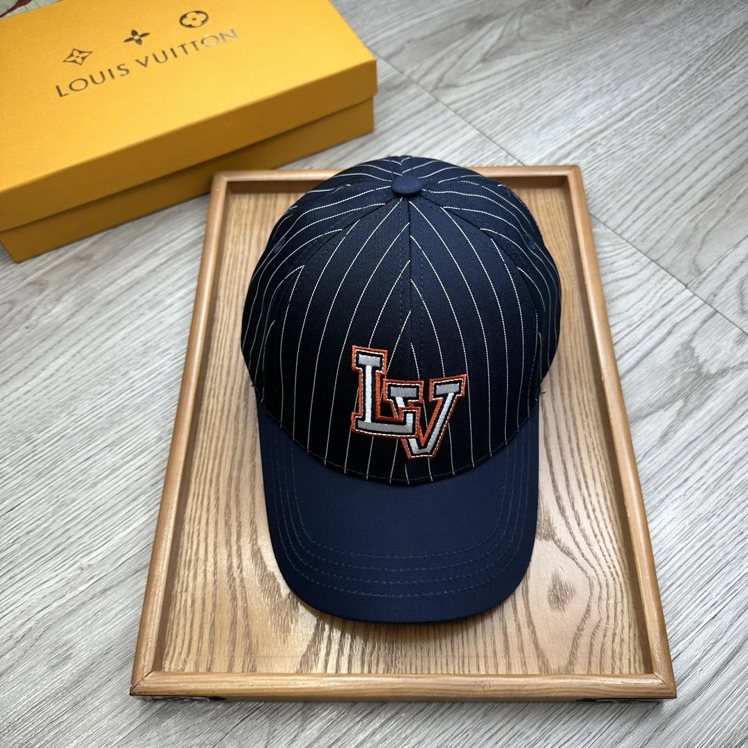 Louis Vuitton LV Hat Letter Printing logo Baseball Cap Sunshade Sun Protection Duckbill Cap Large Head Circumference Slimming Face Curved Brim Versatile Sports Hat for Men and Women Couples Same Style