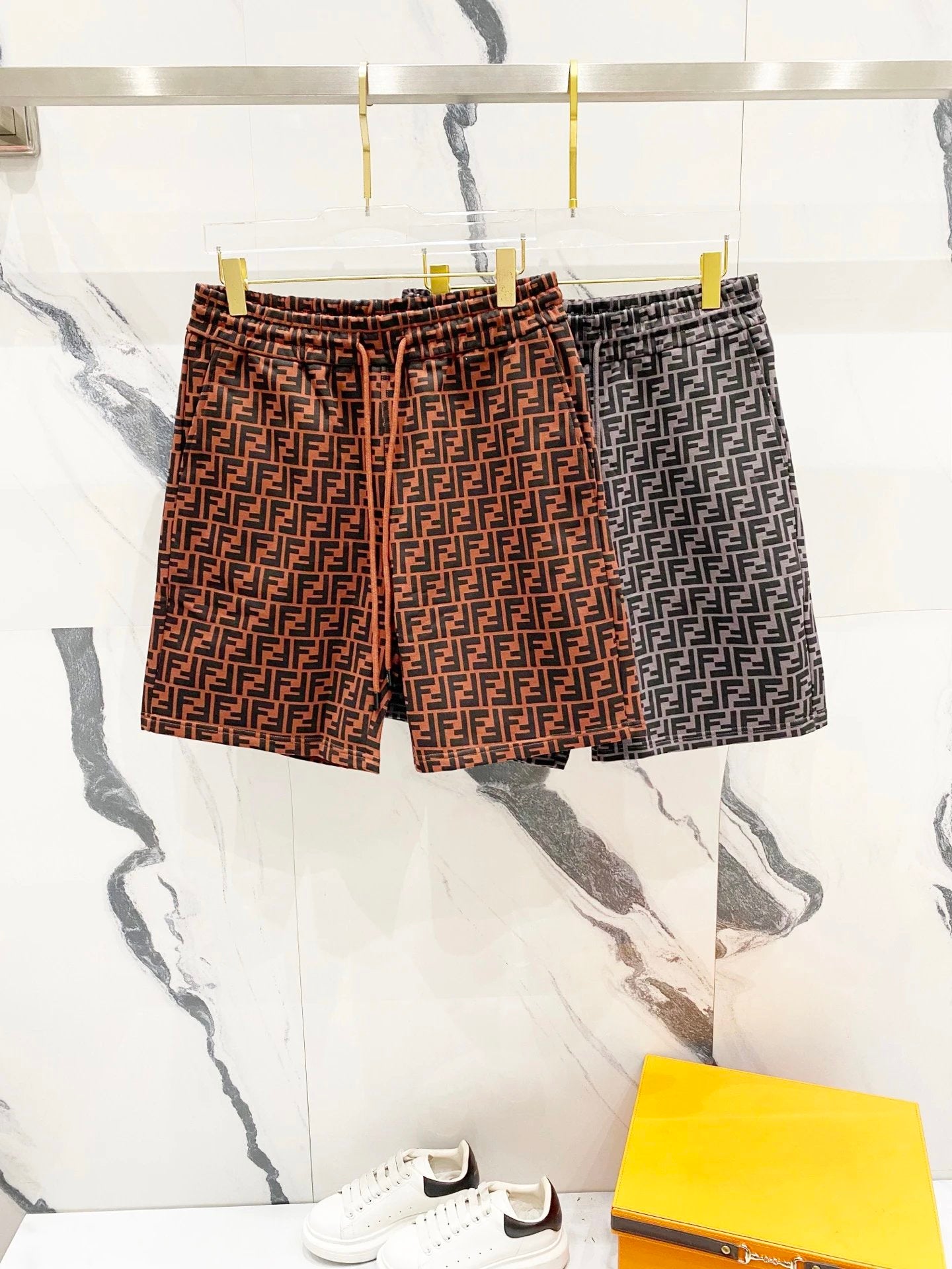 FENDl Shorts Full Print Double F Letter Printing logo Five-point Shorts25ss New Drawstring Casual Summer Pants American Style5Two-in-One Casual Sweatpants for Men and Women, Pure Cotton Joggers