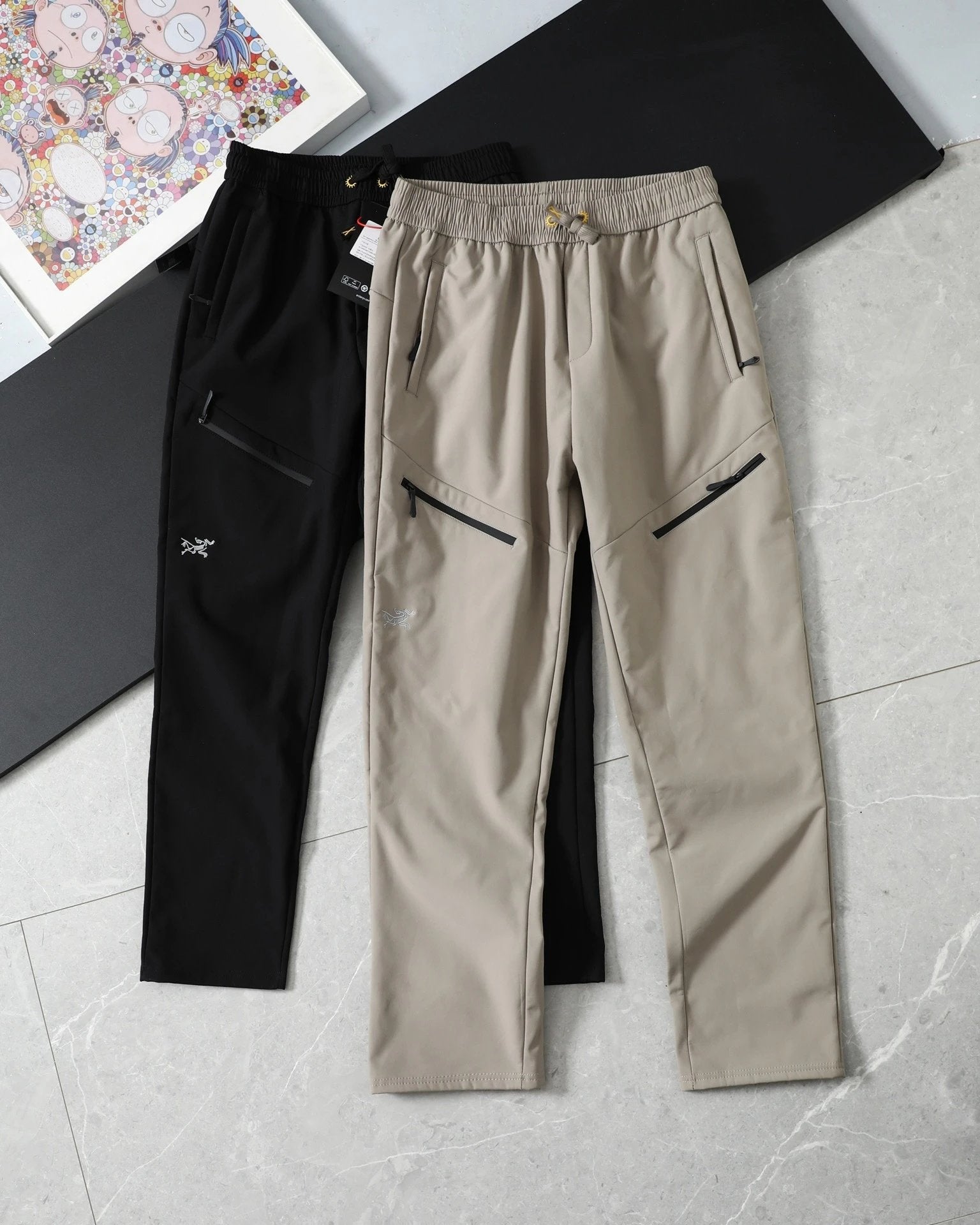 Arc'teryx Sweatpants Fleece Lined Thickened Big Bird Drawstring Soft Shell Pants, Straight Leg Sports Pants, Unisex Long Pants for Autumn and Winter, Loose Fit, High Waist, Large Size, Casual Pants