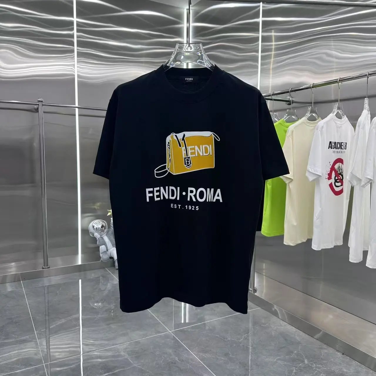 FENDI T-shirt Chest Bag Pattern Print logo round Neck Short Sleeve25ss New Pure Cotton Unisex Style T T-shirt OS Loose Fit Base Shirt Half Sleeve T-Shirt Top Half Sleeve