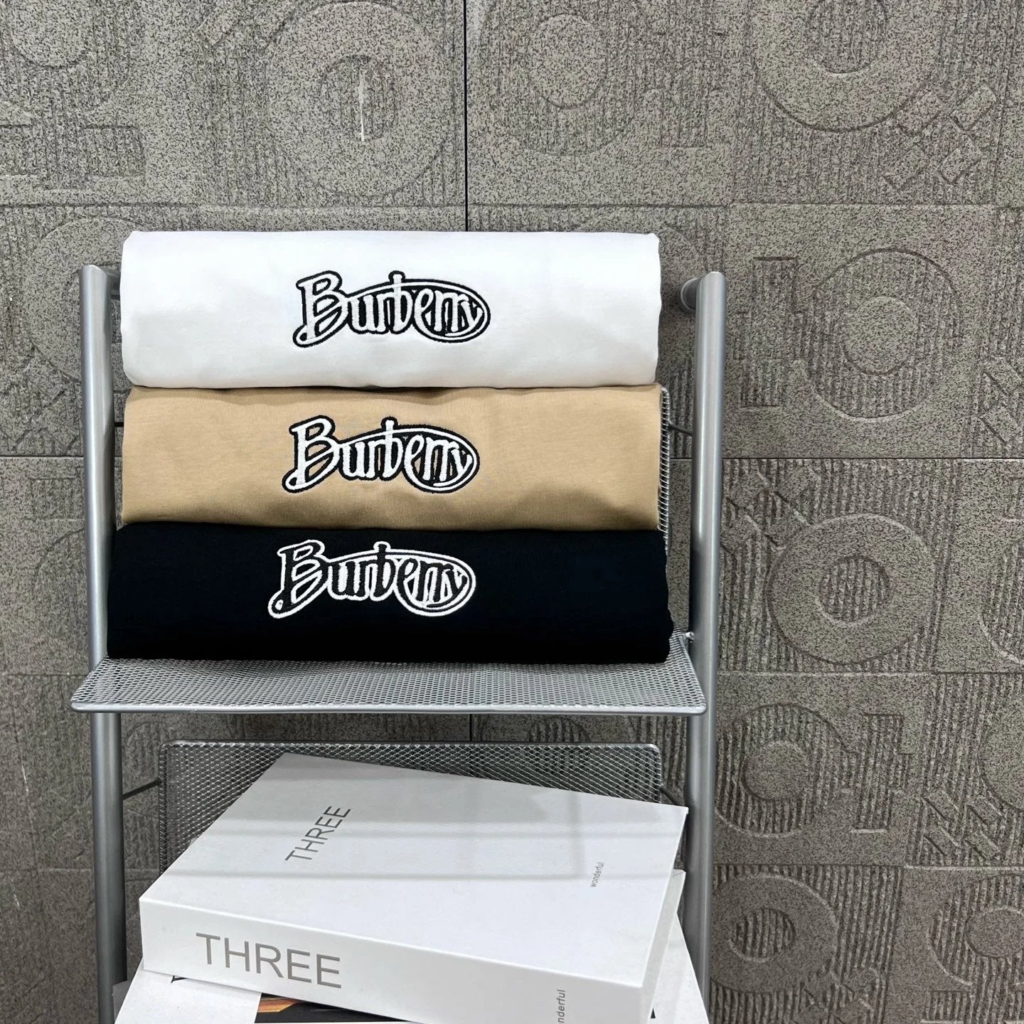 Burberry T-shirt Chest Letter Embroidery logo round Neck Short Sleeve25ss New Pure Cotton Unisex Style T T-shirt OS Loose Fit Base Shirt Top Half Sleeve T-Shirt