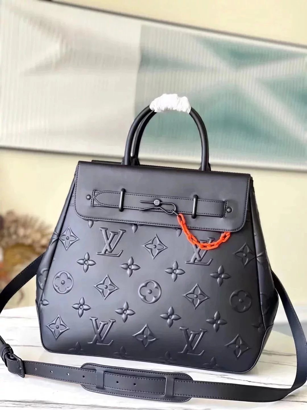 Louis Vuitton LV briefcase Top version 【**Original Order】2021New Men's Bag Men's Full Leather Black Embossed steamertote Portable Briefcase Shopping Bag Tote Computer Bag Travel Sling Bag Crossbody Bag M58710