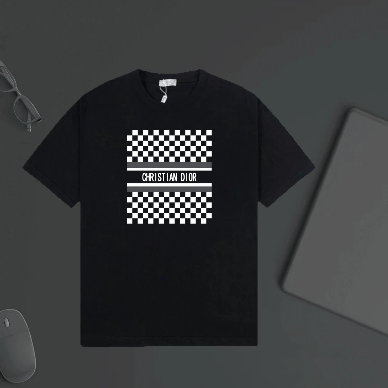 Dior T-shirt Checkerboard Pattern Print on the Chest logo round Neck Short Sleeve25ss New pure cotton T Unisex T-Shirt OS Drop Shoulder Loose Fit Base Shirt Top T-Shirt Short Sleeve