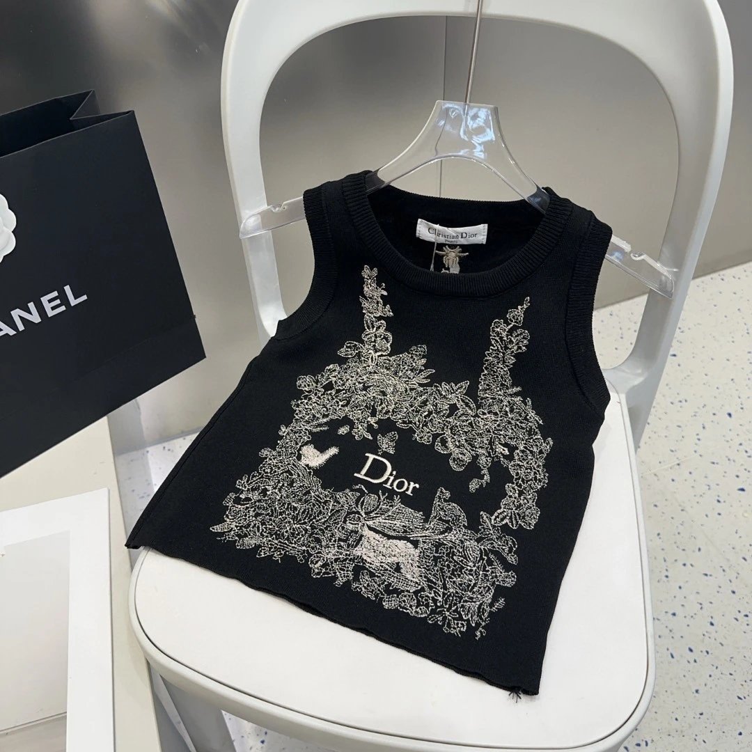 Dior T-shirt Chest Letter Pattern Print logo Sleeveless Short Sleeve Sleeveless Vest25ss New Pure Cotton Women's Style T T-shirt OS Loose Fit Base Shirt Top Half Sleeve T-Shirt