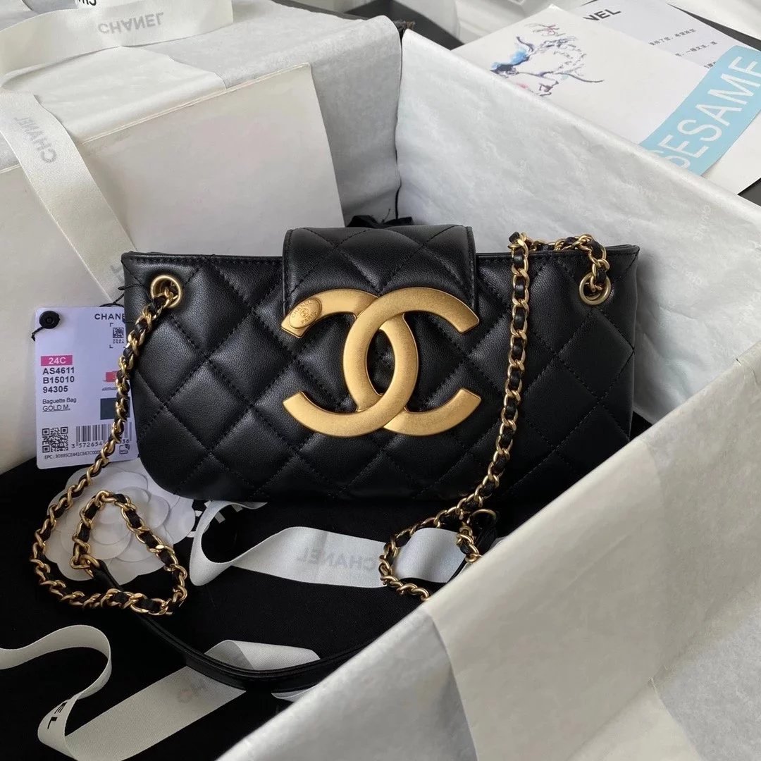 Chanel Women's Bag Top version Fried Street Bag Small New24C Retro Large logo French Stick Foreskin Wear Chain Diamond Plaid Interpretation of Classic Elements24c New Oversized Pair C Large logo Baguette Bag Women's Shoulder Messenger Bag As 4611