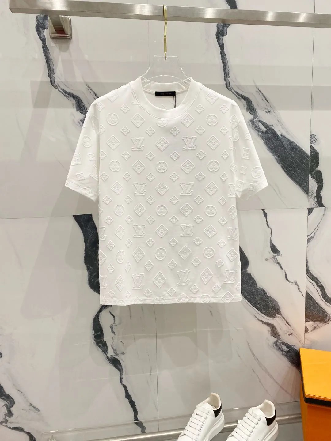 Louis Vuitton LV T-shirt Runway Style Logo Letter Clover LOGO Jacquard Logo Crew Neck Short Sleeve25ss New pure cotton T Unisex T-Shirt OS Loose Fit Base Shirt Top Half Sleeve T-Shirt