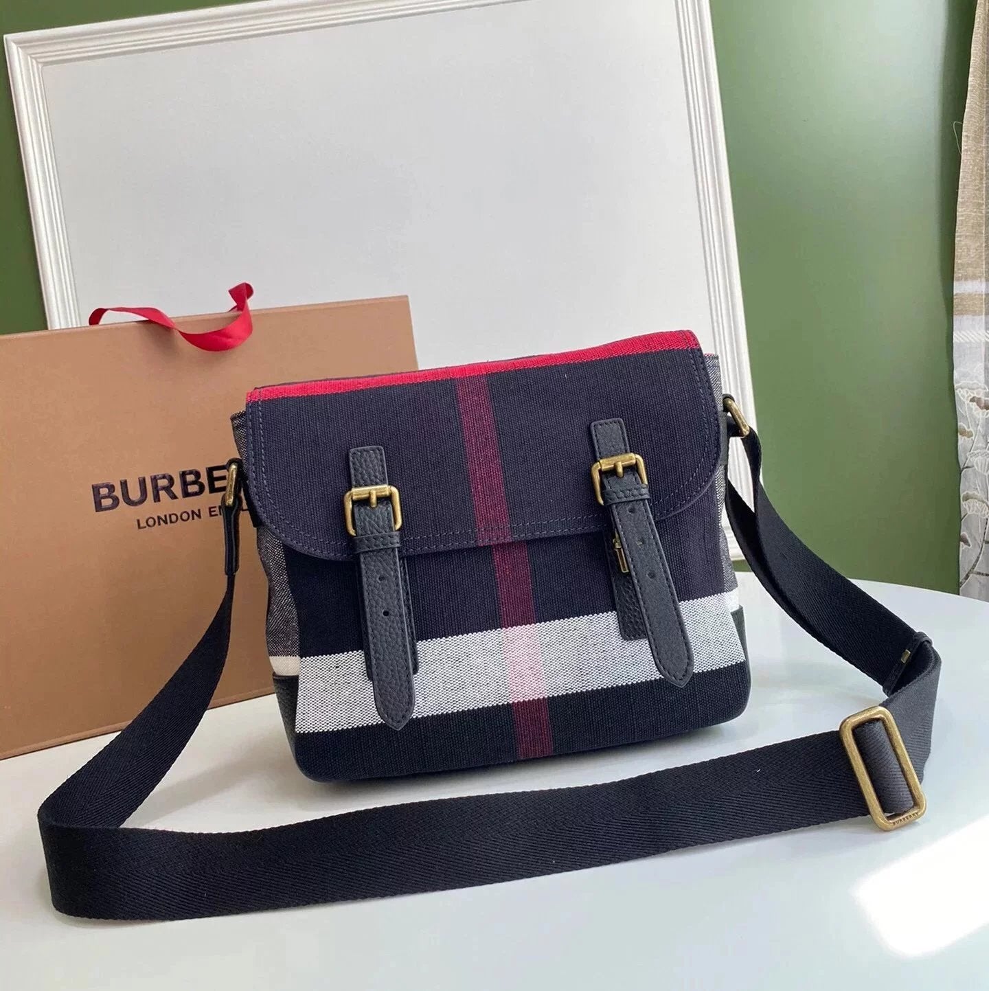 Burberry Women's Bag Top version Classic Canvas Canvas Plaid Flip Double Buckle Messenger Bag Shoulder Crossbody Men's and Women's Bags